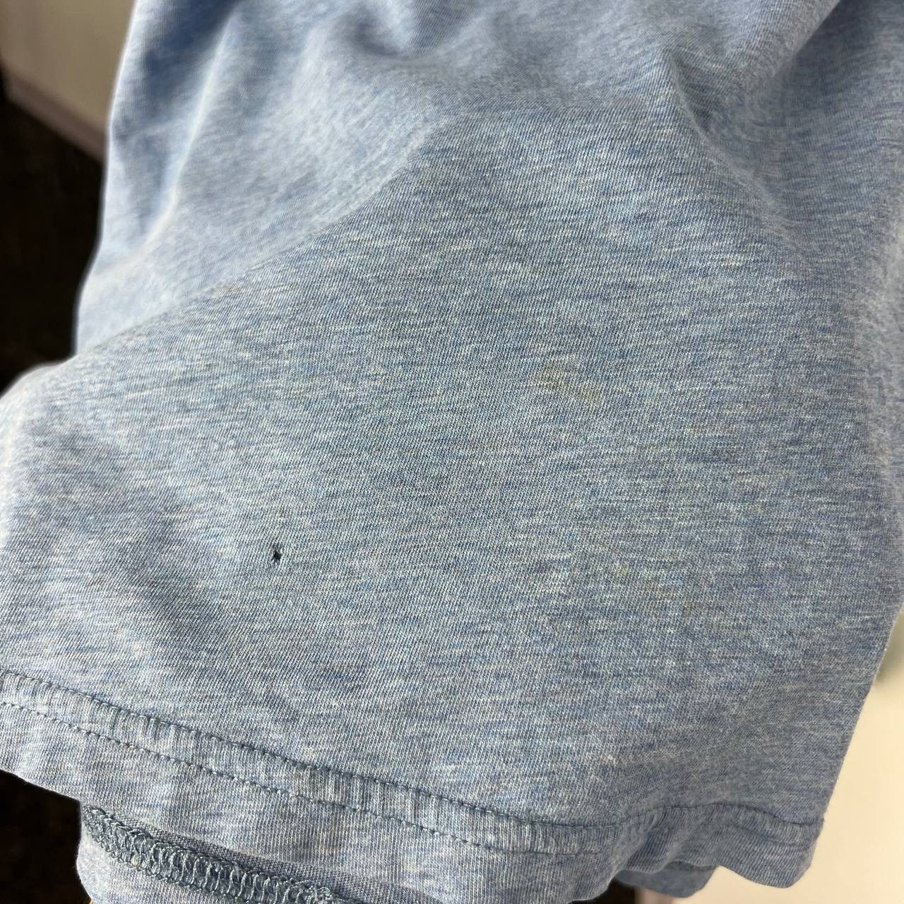 Fred Perry Vintage Fred Perry Mini Logo Distressed T-Shirt Size US M / EU 48-50 / 2 - 9 Thumbnail