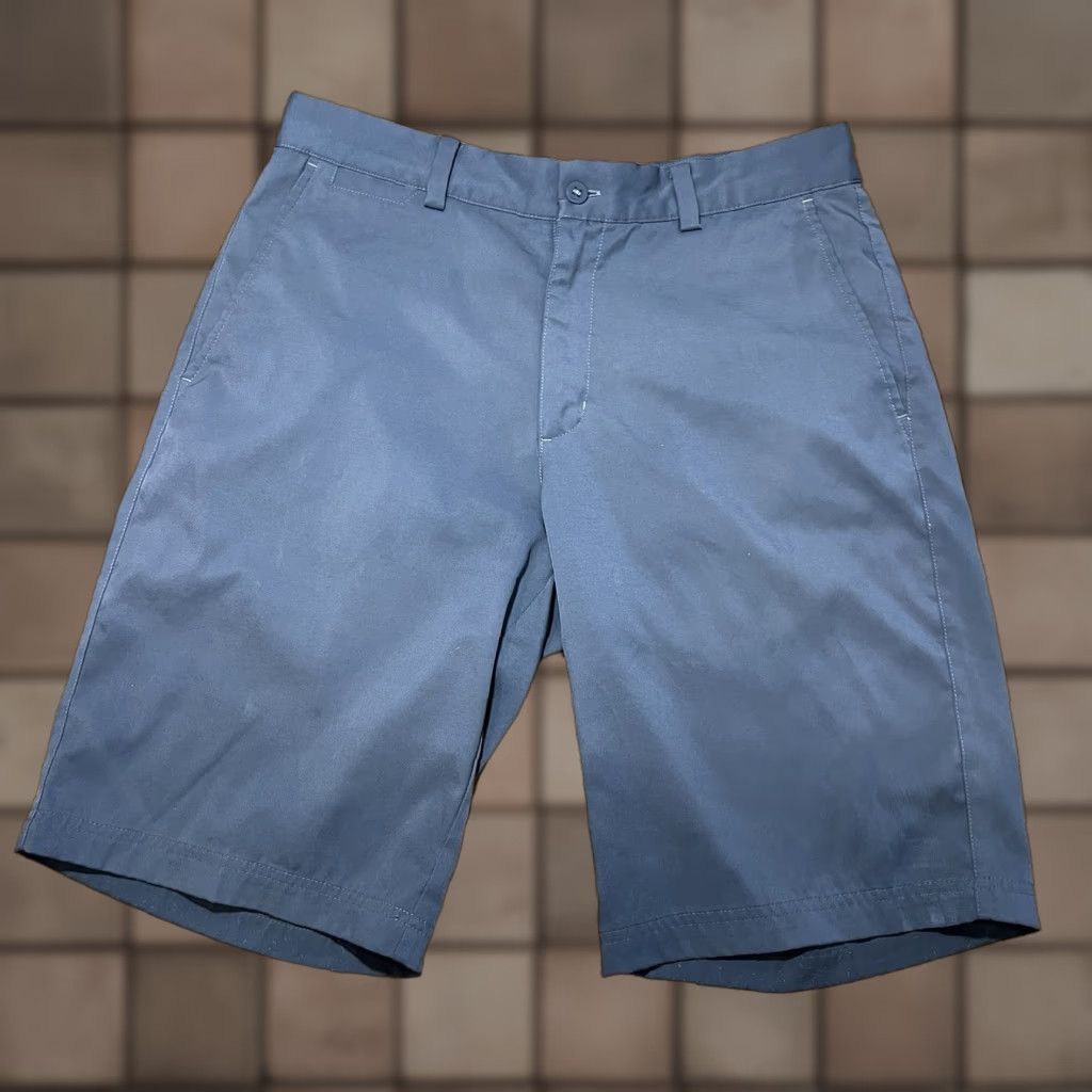 Nike VINTAGE Nike Men’s Golf Shorts Chino Style Size 30 Gray Lightweight Casual Summer Size US 30 / EU 46 - 1 Thumbnail