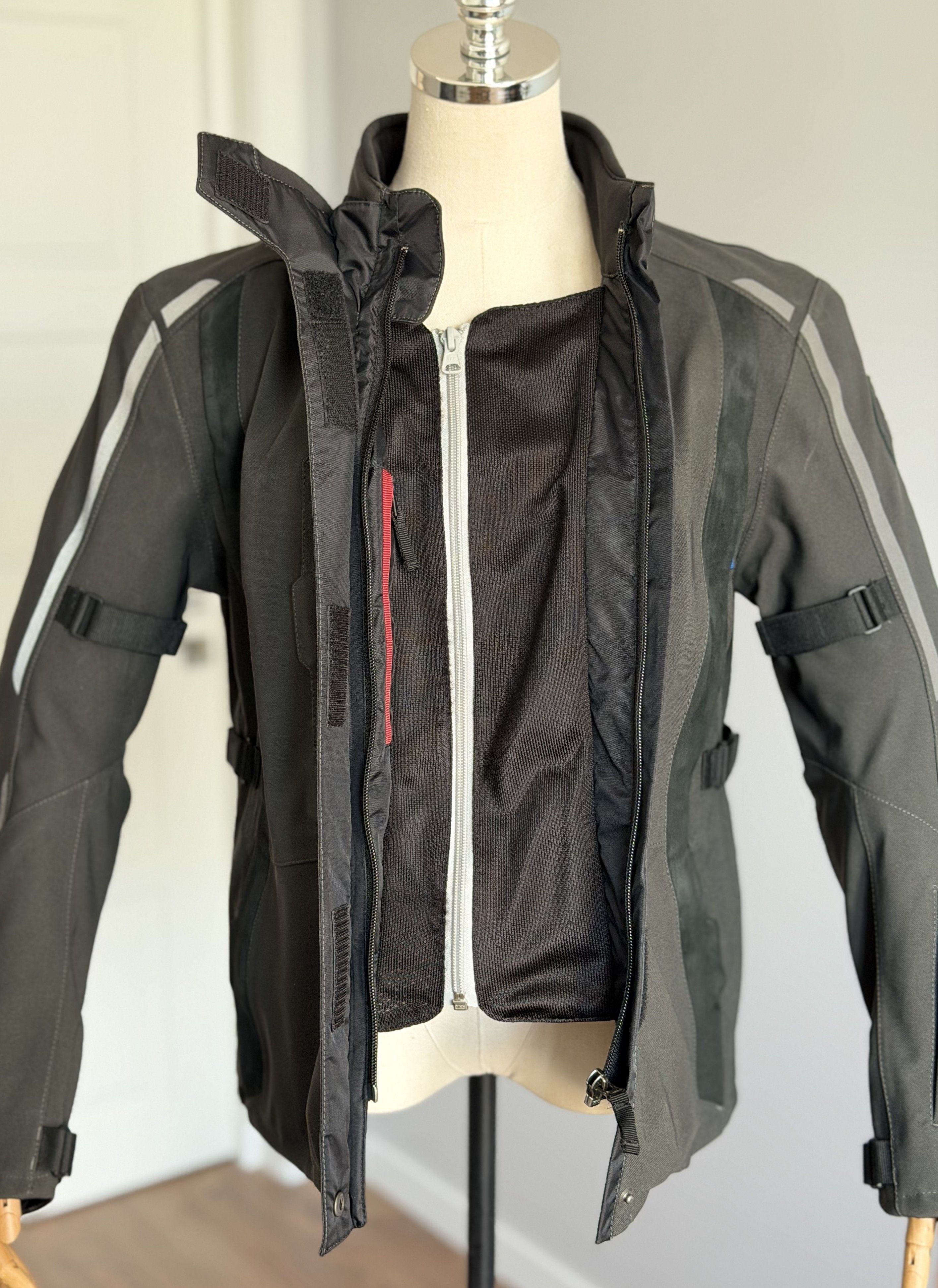 BMW BMW MOTORRAD PACEGUARD TOUR Motorcycle Jacket Protection Size L / US 10 / IT 46 - 12 Thumbnail