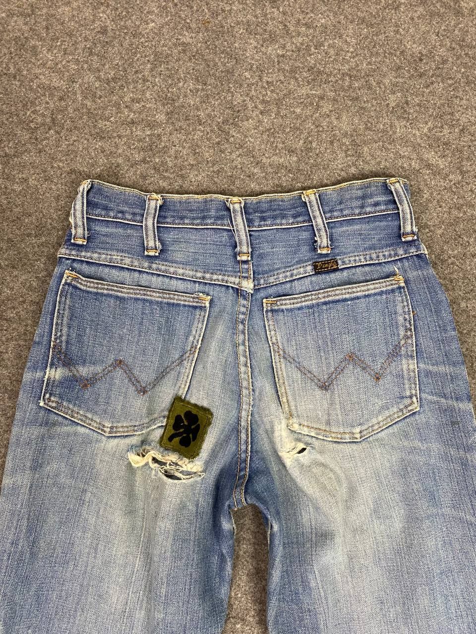 Wrangler Vintage wrangler bootcut flare distressed denim Size US 28 / EU 44 - 3 Thumbnail