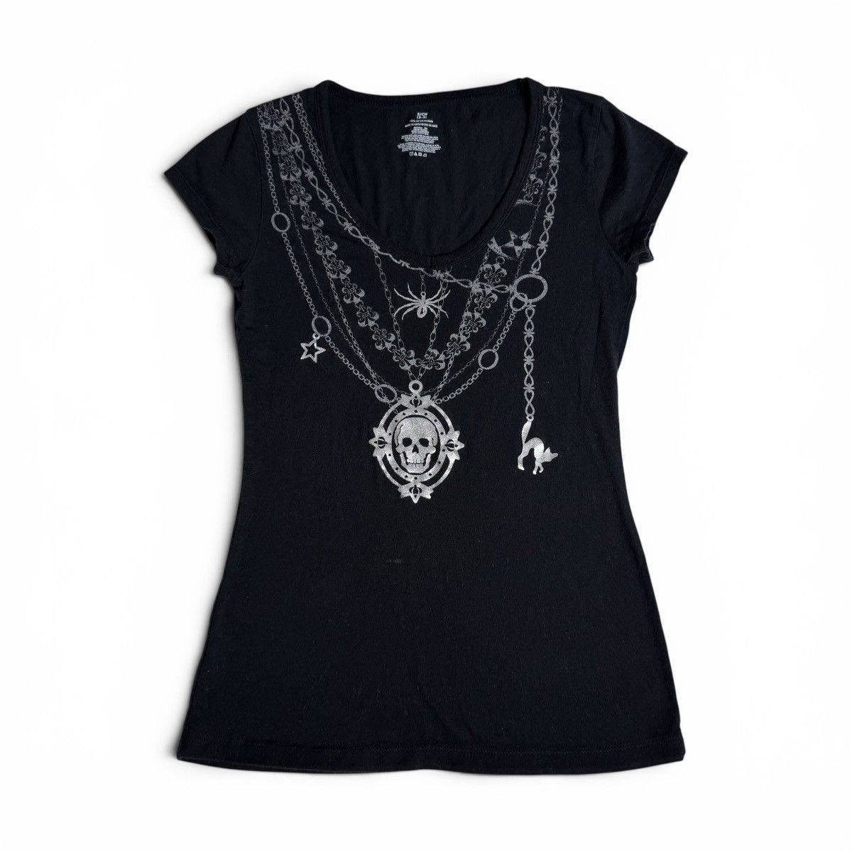 Other Y2K Emo Punk Black & Silver Graphic Layered Chains Baby Tee Size XS / US 0-2 / IT 36-38 - 1 Thumbnail