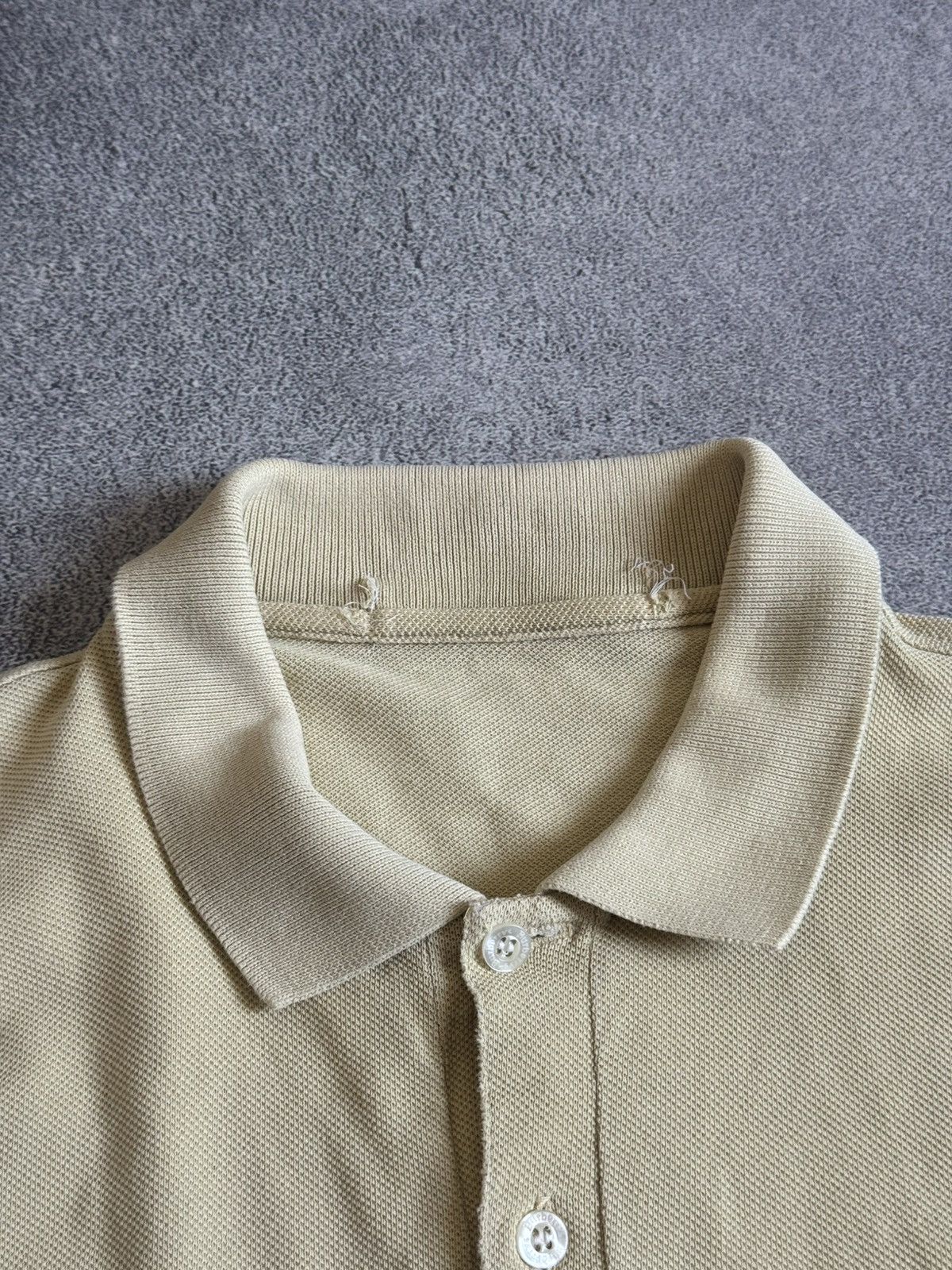 Burberry Burberrys 90s vintage retro polo tee t-shirt distressed Size US XL / EU 56 / 4 - 13 Thumbnail