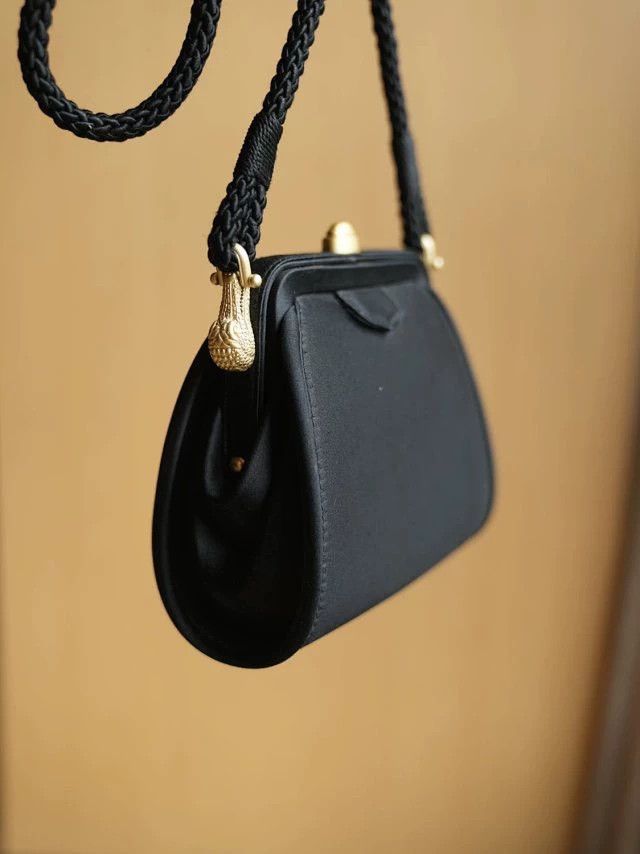 Other BKC Crocodile Satin Mini Crossbody Bag Size ONE SIZE - 2 Thumbnail