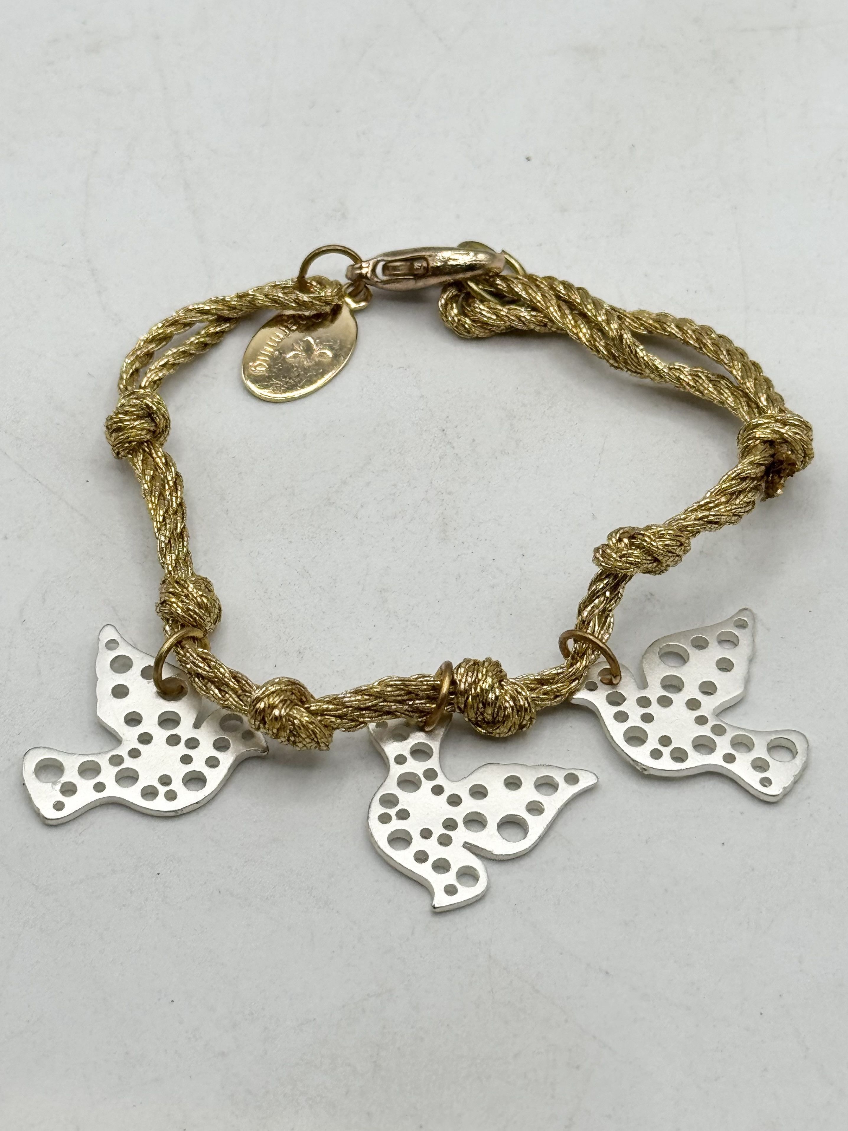 Other Vintage gold metallic thread dove bird charm bracelet Size ONE SIZE - 3 Thumbnail