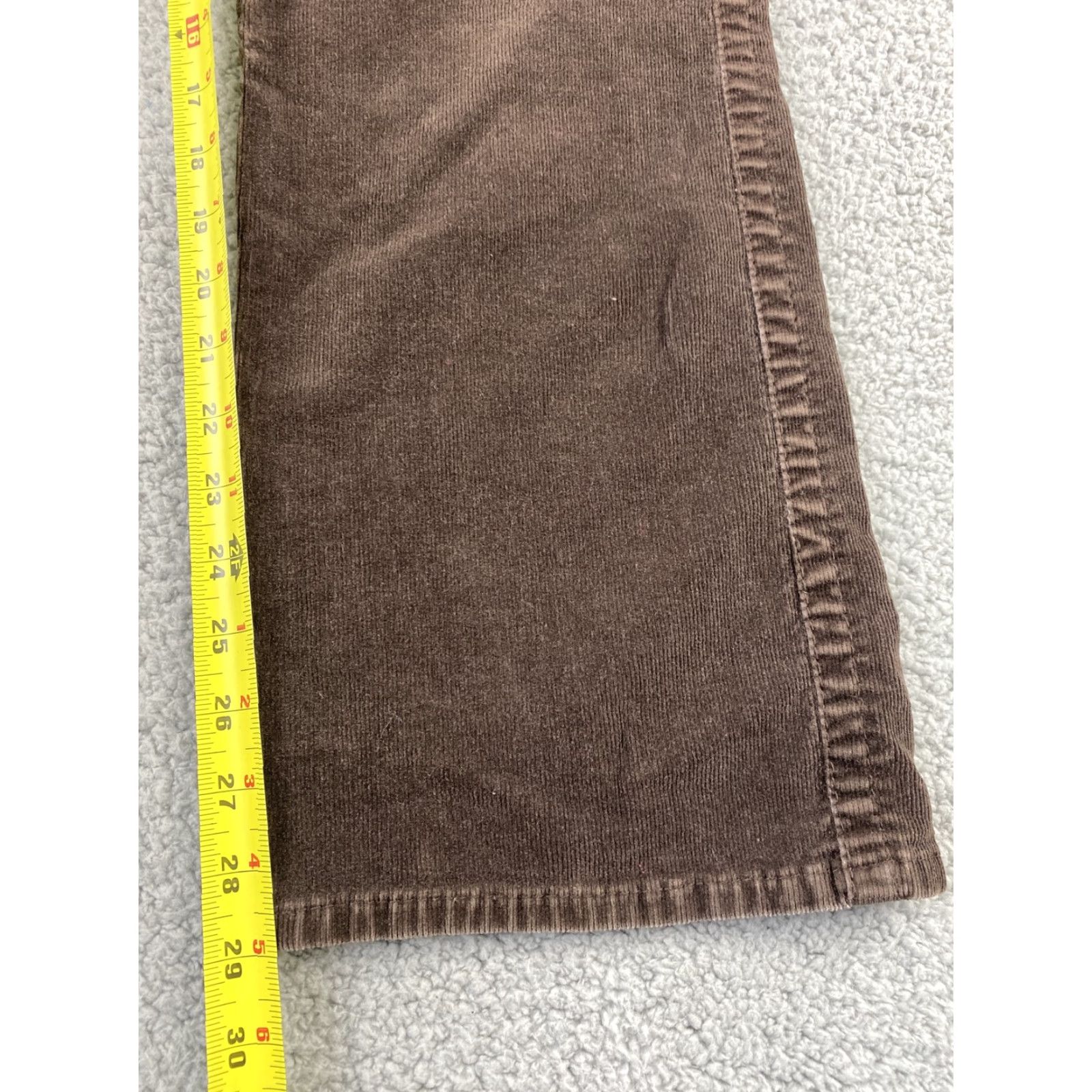 Calvin Klein VINTAGE? No. Calvin Klein Pants Corduroy Bootcut Women 14 Regular Inseam 29 Stretch Brown 42-22 Size 36" / US 14 / IT 50 - 6 Thumbnail