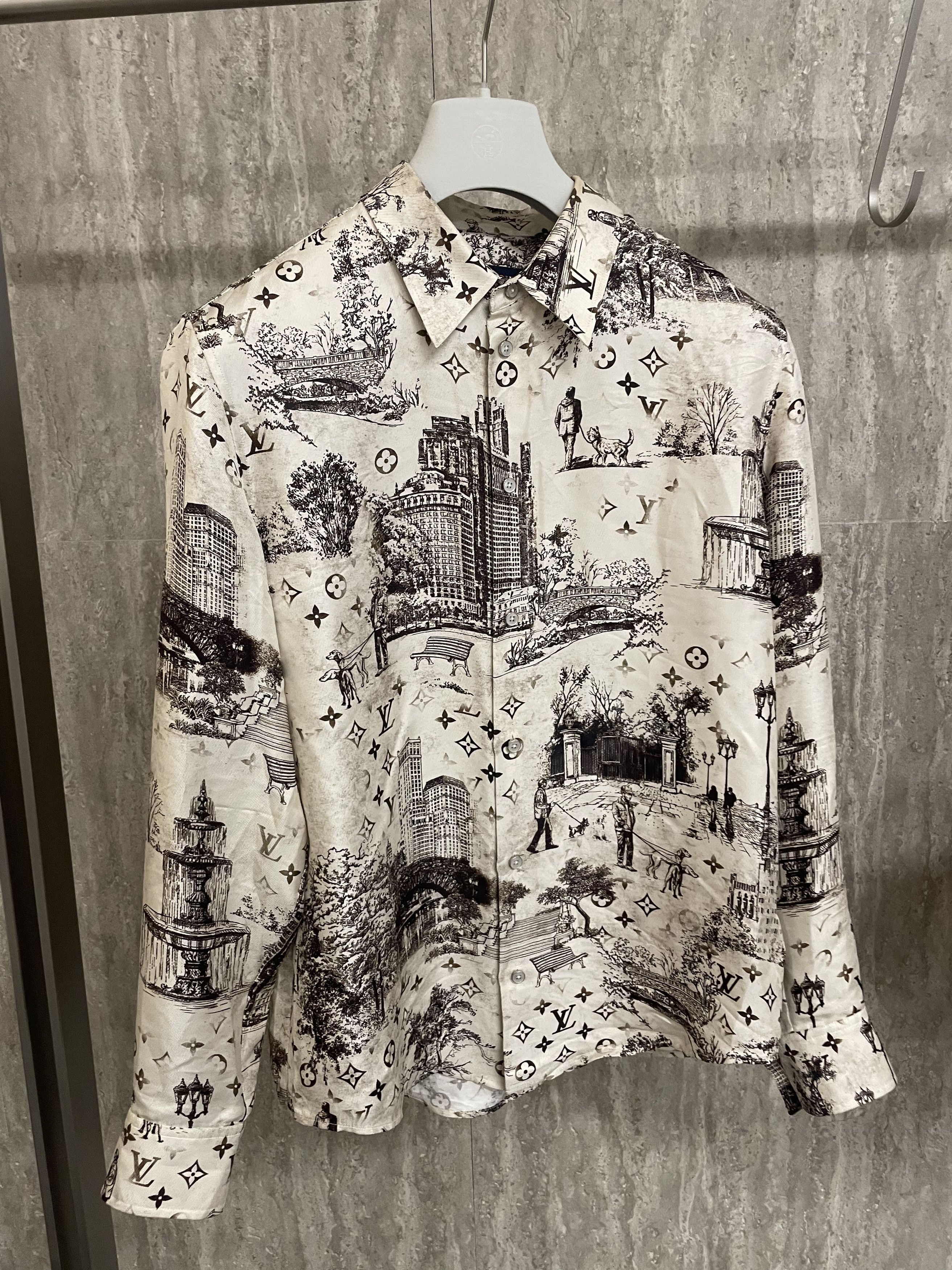 Louis Vuitton Louis Vuitton 25new Mens White & Black Printed Button-Up Shi Size US XL / EU 56 / 4 - 4 Thumbnail