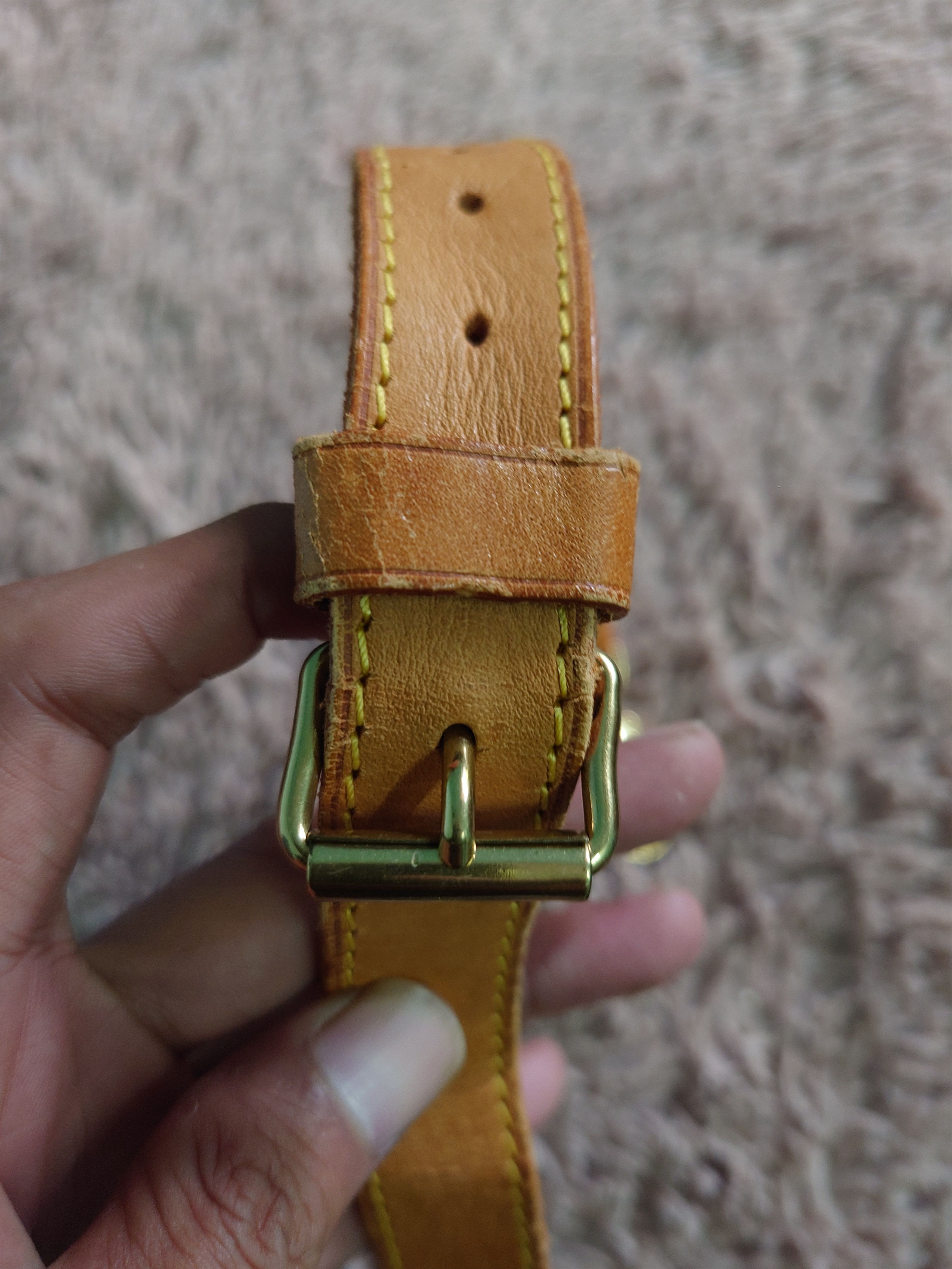 Louis Vuitton Louis Vuitton Vachetta Adjustable Strap Honey Patina Size ONE SIZE - 8 Thumbnail