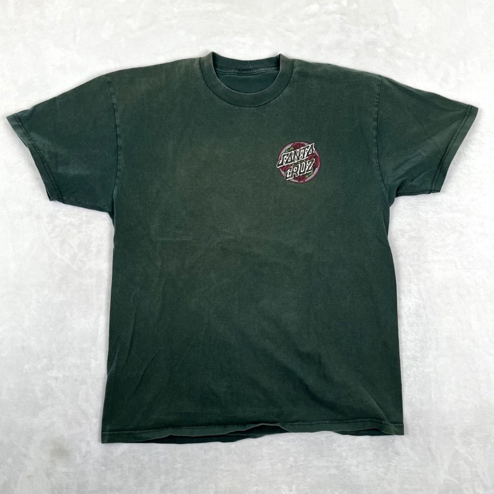 Vintage VINTAGE Santa Cruz T-Shirt Short Sleeve Crew Neck Green Logo 90s Sun Faded Size M Men Ladies? Size US M / EU 48-50 / 2 - 2 Thumbnail