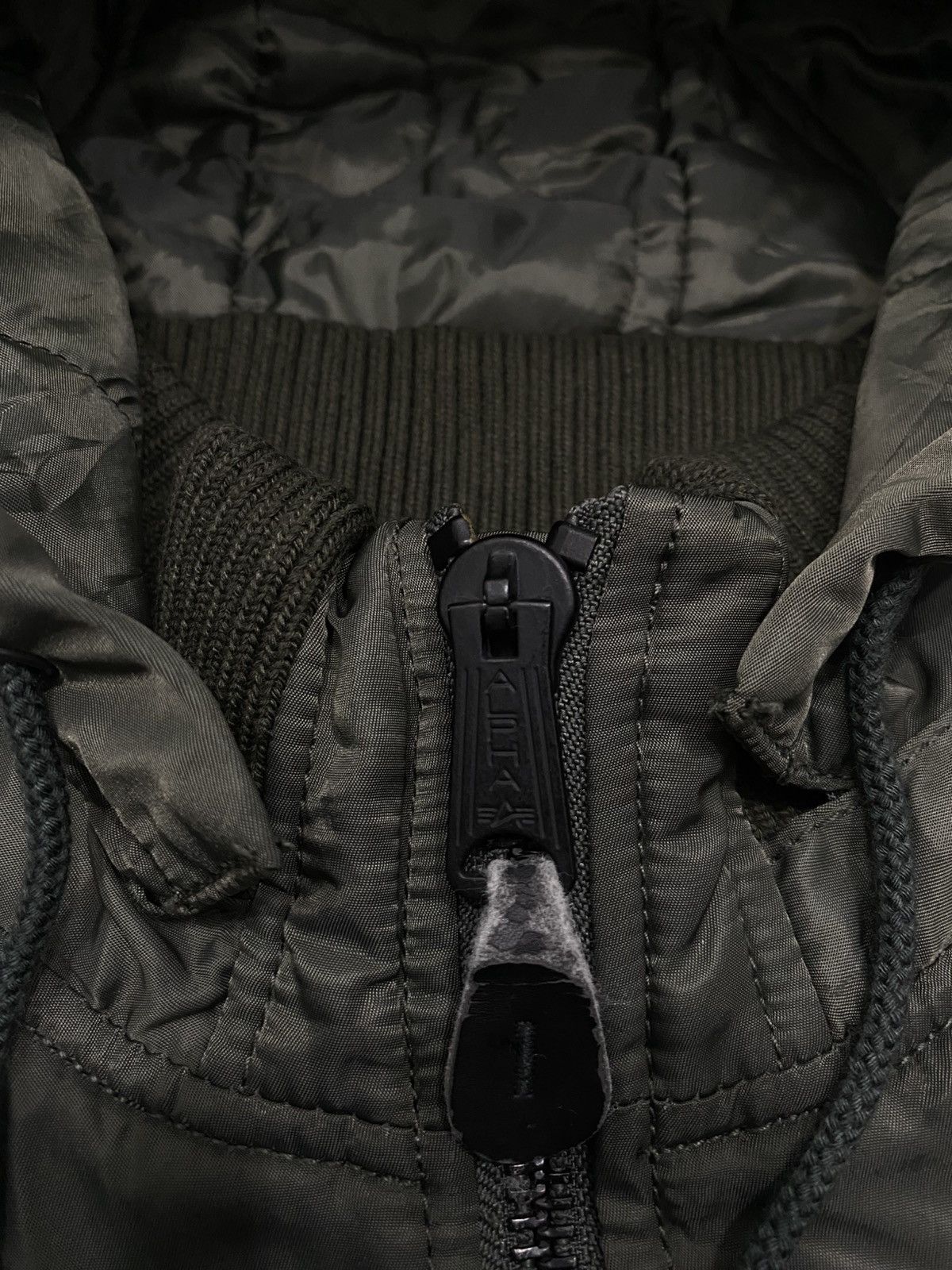 Alpha Industries Alpha Industries M-1 Military Flight Jacket Size US M / EU 48-50 / 2 - 5 Thumbnail