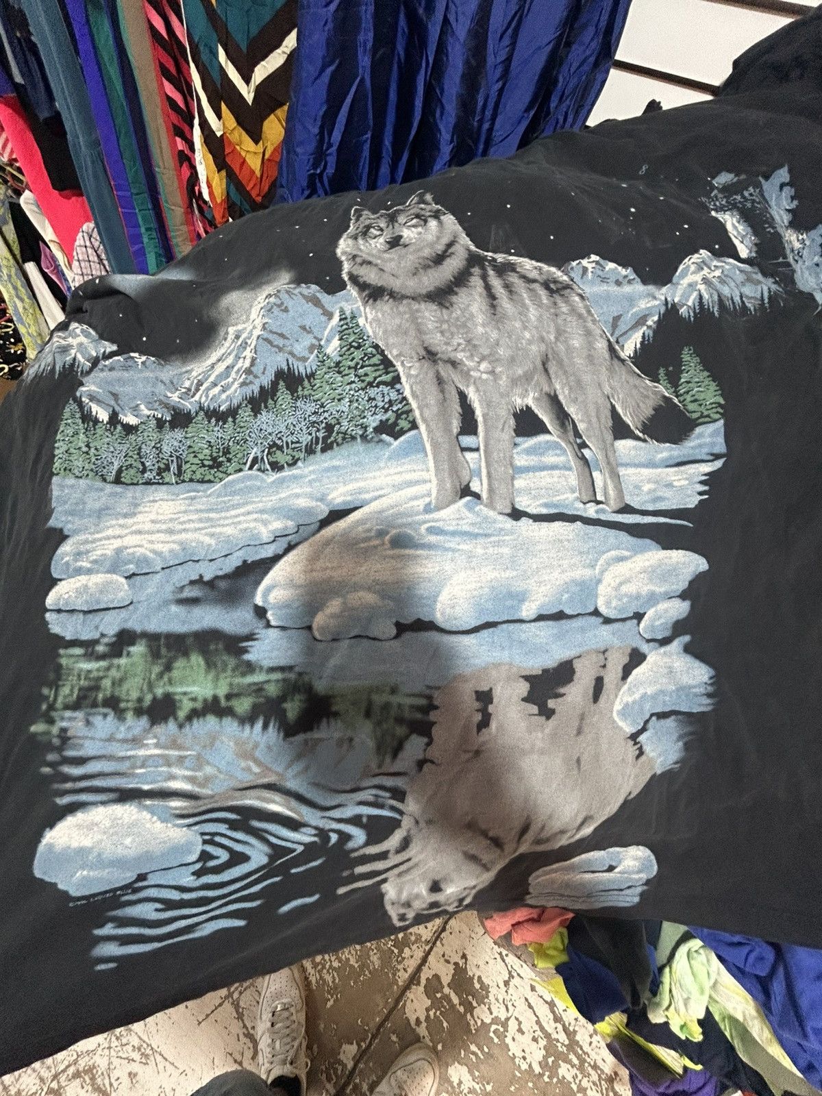 Liquid Blue vintage artic wolf american liquid blue 1996 Size US XXL / EU 58 / 5 - 3 Thumbnail