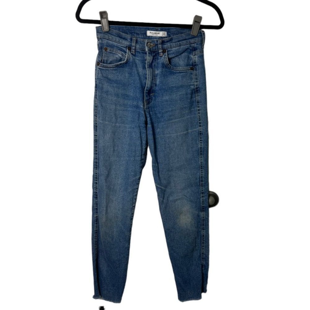Pull & Bear Pull & Bear SZ 4 super high waisted jeans Size 27" / US 4 / IT 40 - 1 Thumbnail