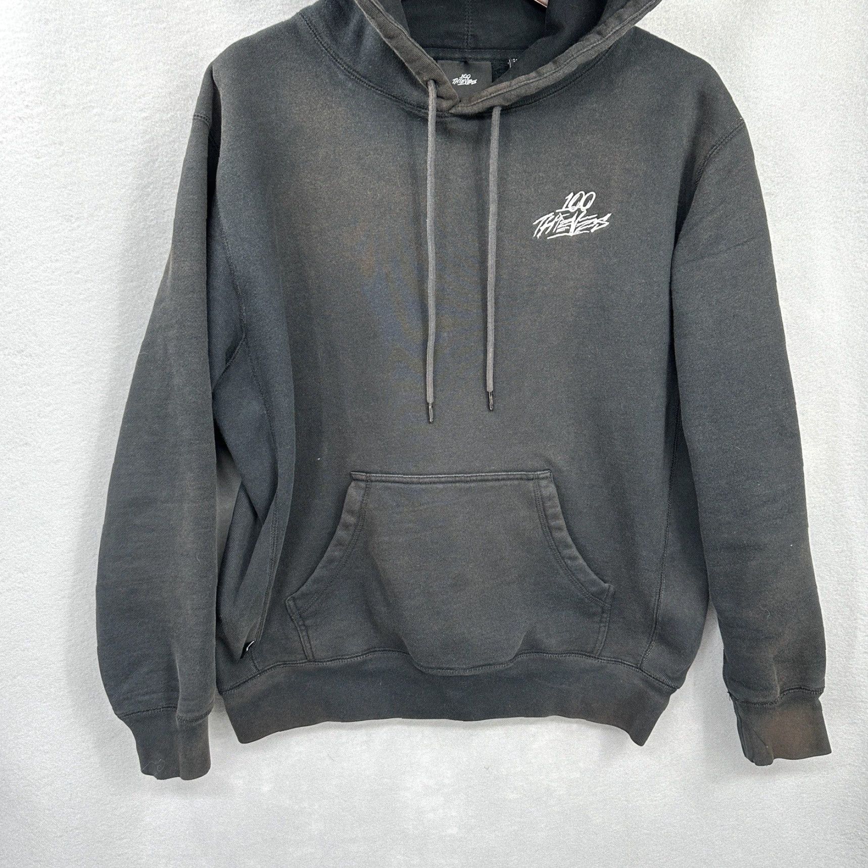 100 Thieves VINTAGE 100 Thieves Hoodie Mens M Grunge 2020 Season Pullover Sweatshirt Distressed Black Graphic Hooded Pockets Mens Size US M / EU 48-50 / 2 - 2 Thumbnail