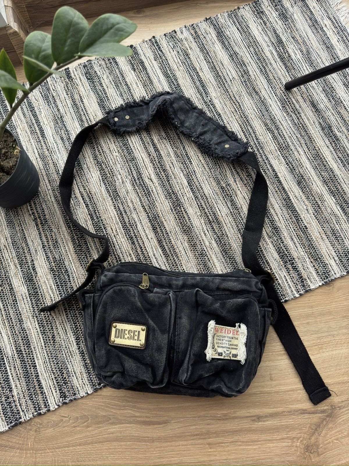 Diesel × Streetwear × Vintage Diesel distressed Y2K sling