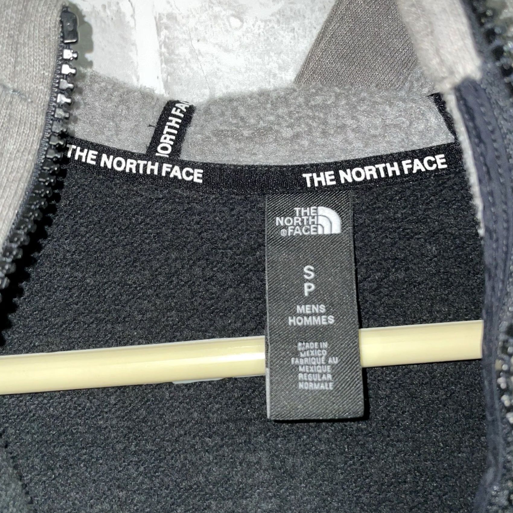 The North Face The North Face Jacket Mens Size S Black Zip-Up Hooded Cotton Blend Size US S / EU 44-46 / 1 - 4 Thumbnail