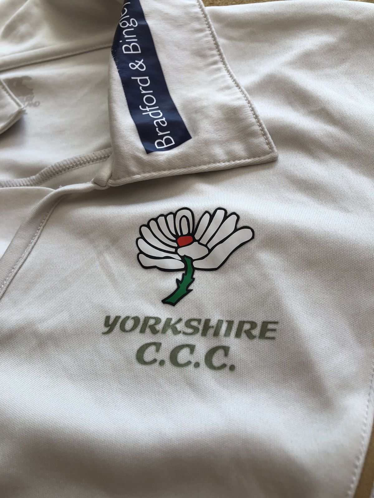 Vintage YORKSHIRE CCC CANTERBURY VINTAGE RUGBY SOCCER JERSEY Size US XL / EU 56 / 4 - 3 Thumbnail