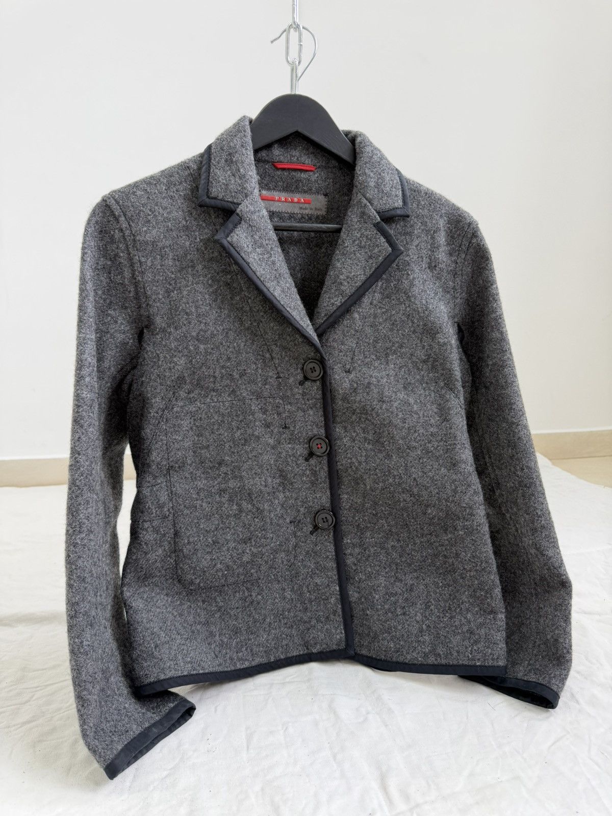 Prada Vintage Prada Wool Luxury Womens Jacket Blazers Size M / US 6-8 / IT 42-44 - 7 Thumbnail