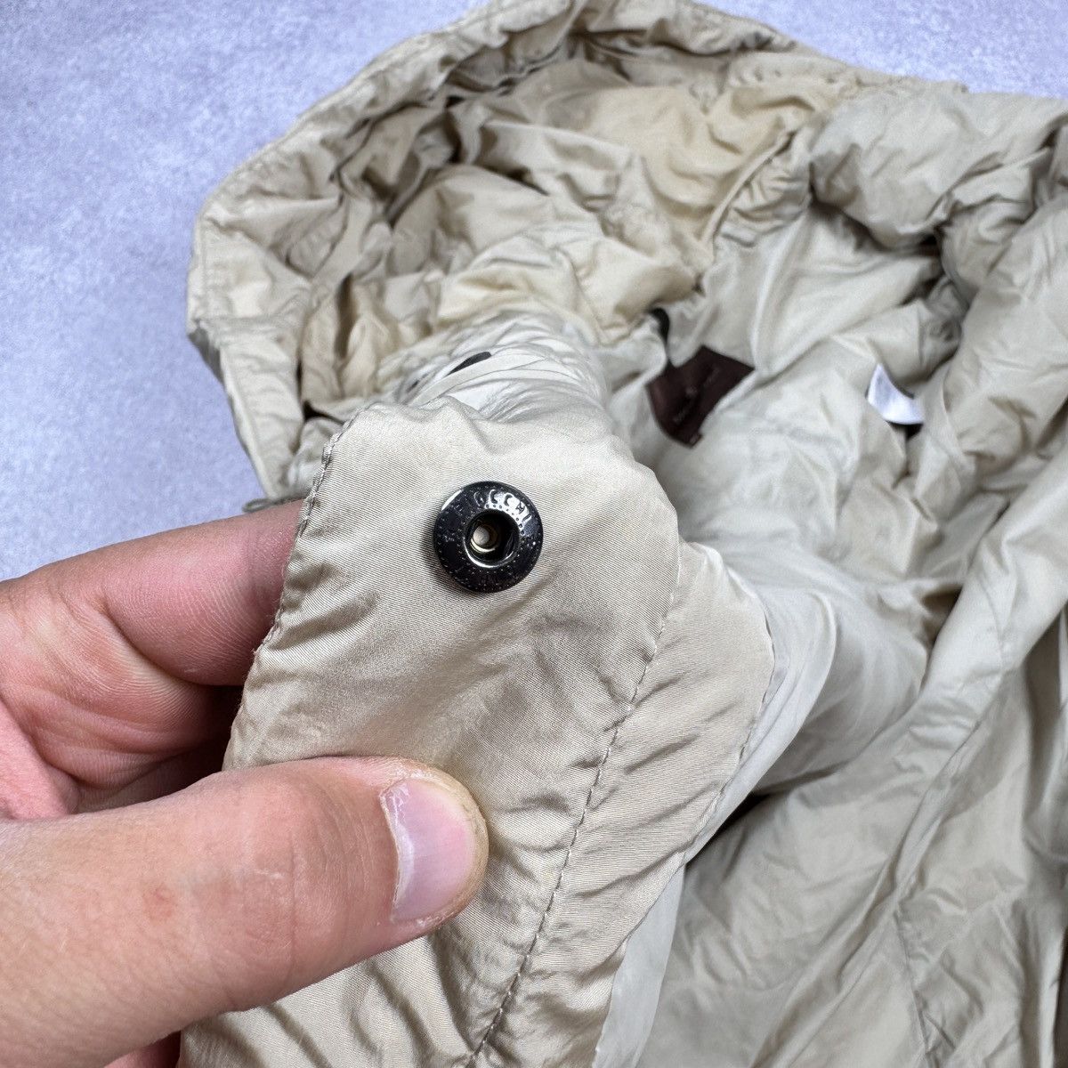 Moncler Vintage Moncler Beige Long Puffer Down Jacket Size 2 / M Size M / US 6-8 / IT 42-44 - 13 Thumbnail