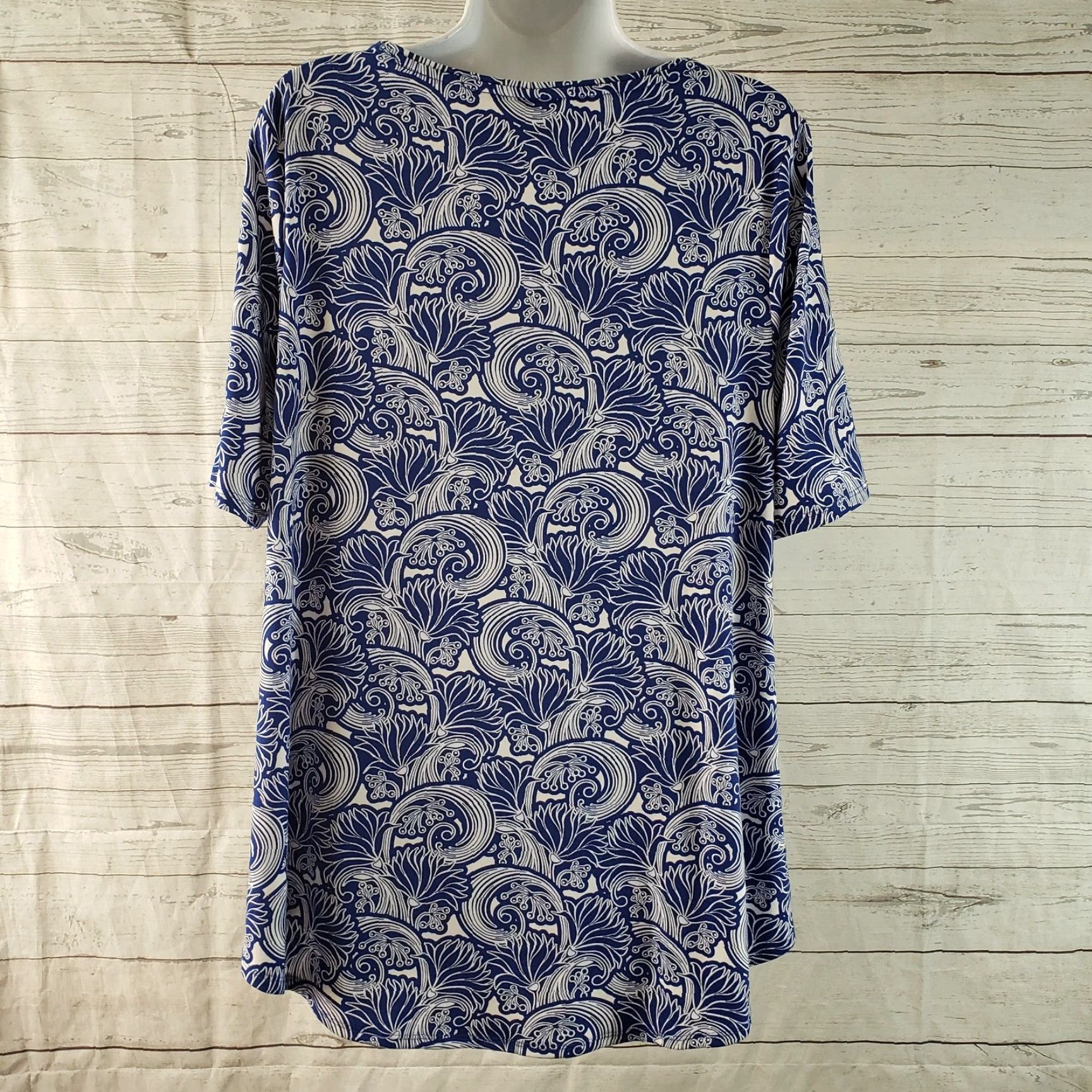 Vintage Chicos Womens Printed Top Blouse Sz M Blue White Elbow Sleeve Round Neck Pullover Size M / US 6-8 / IT 42-44 - 4 Thumbnail