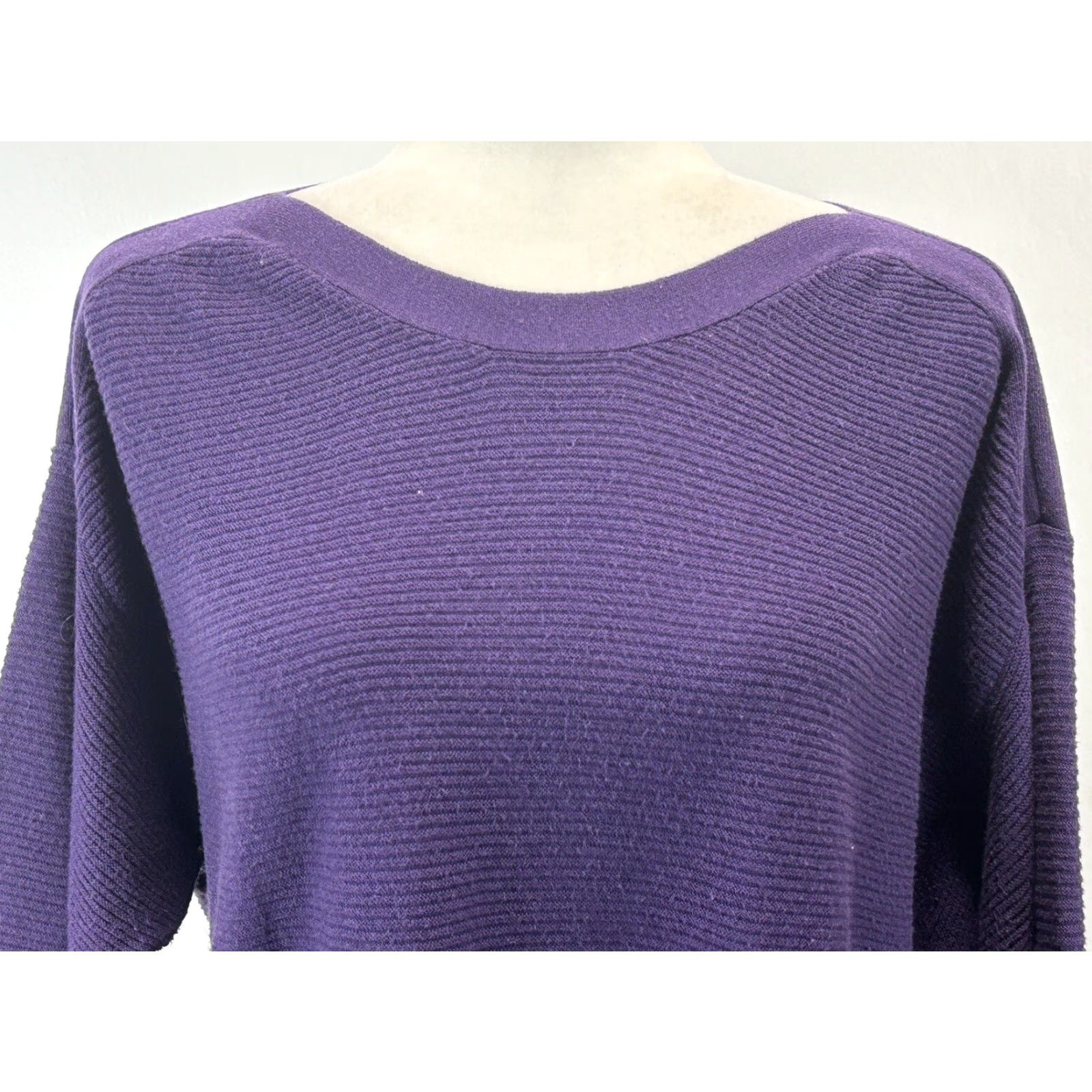 Vintage VINTAGE Chico's Knit Sweater Women's Large Purple Boat Neck Long Sleeve Pullover Size L / US 10 / IT 46 - 5 Thumbnail