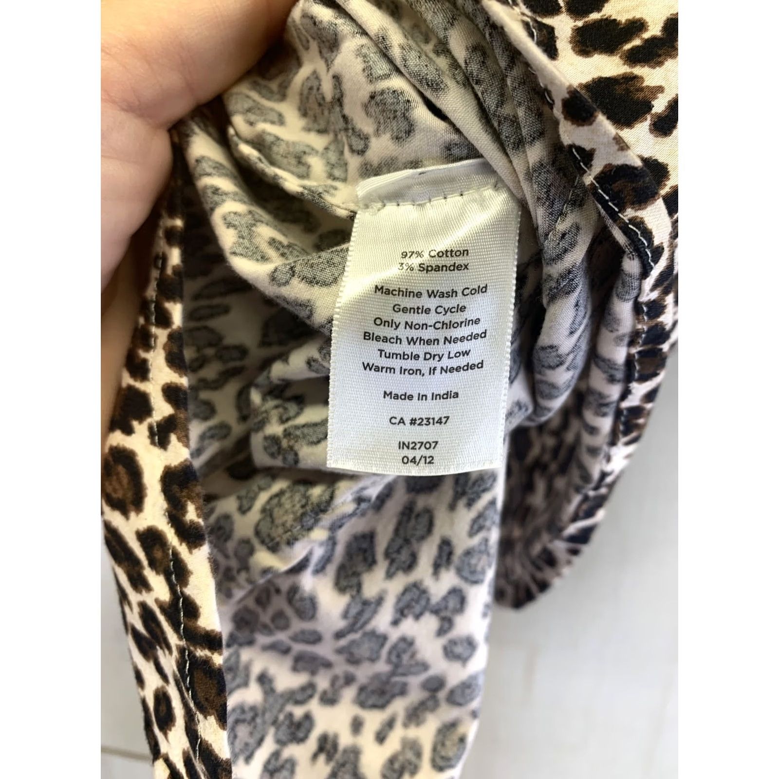 Talbots Talbots Petites Womens Size 2P Leopard Print Long Sleeve Button Up Shirt-6323 Size XS / US 0-2 / IT 36-38 - 5 Thumbnail