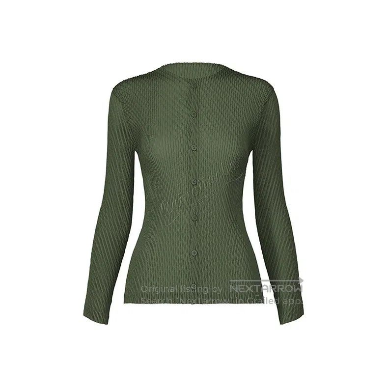 Issey Miyake Issey Miyake Dark green fish scale cardigan Size M / US 6-8 / IT 42-44 - 1 Thumbnail