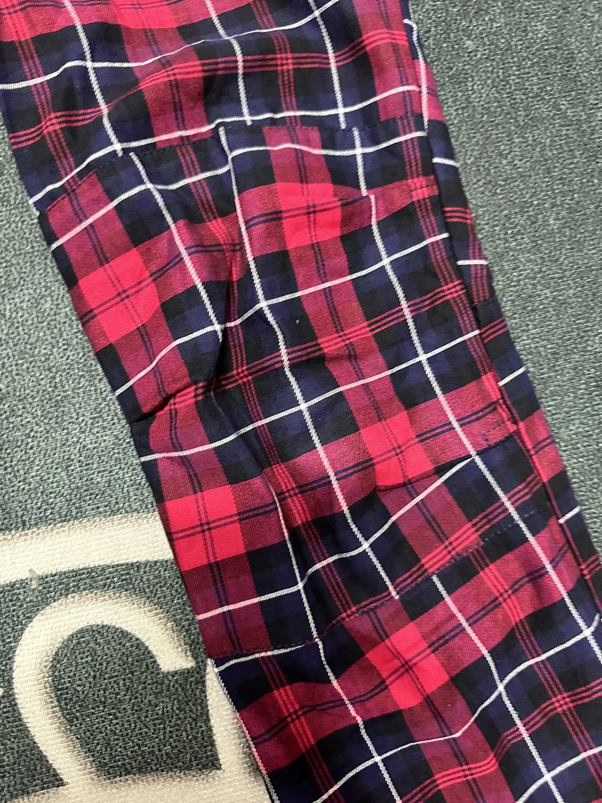 Japanese Brand Re Dark japanesse brand red tartan pants Size US 31 - 8 Thumbnail