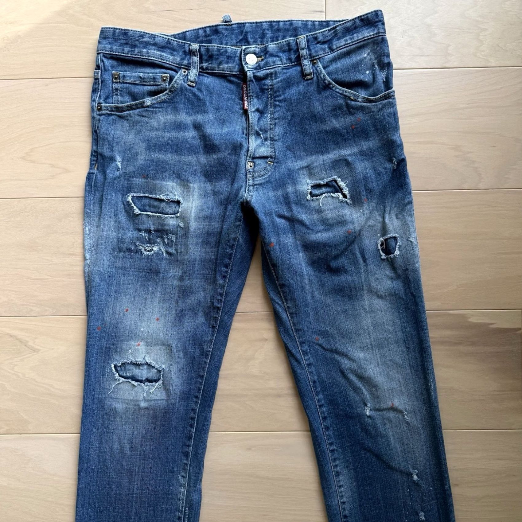 Dsquared2 Dsquared2 Jeans 33 Blue Distressed Button Fly Workwear Made in Italy New York Mens Jeans Slim 33 Distressed Denim Solid Medium Cotton Button Inseam 32 Size US 33 - 3 Thumbnail
