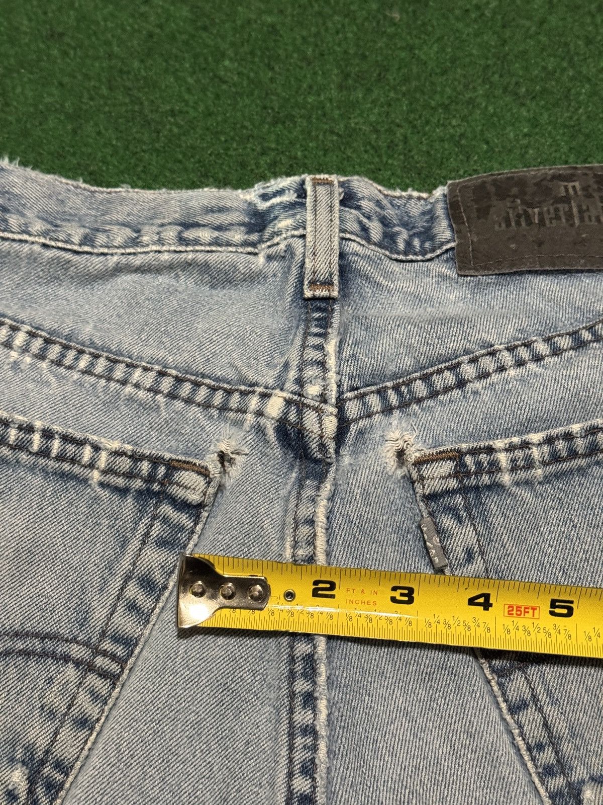 Levi's Vintage Clothing Vintage 90s Silvertab Levi’s Loose Distressed 32x34 Jeans Size US 32 / EU 48 - 12 Thumbnail