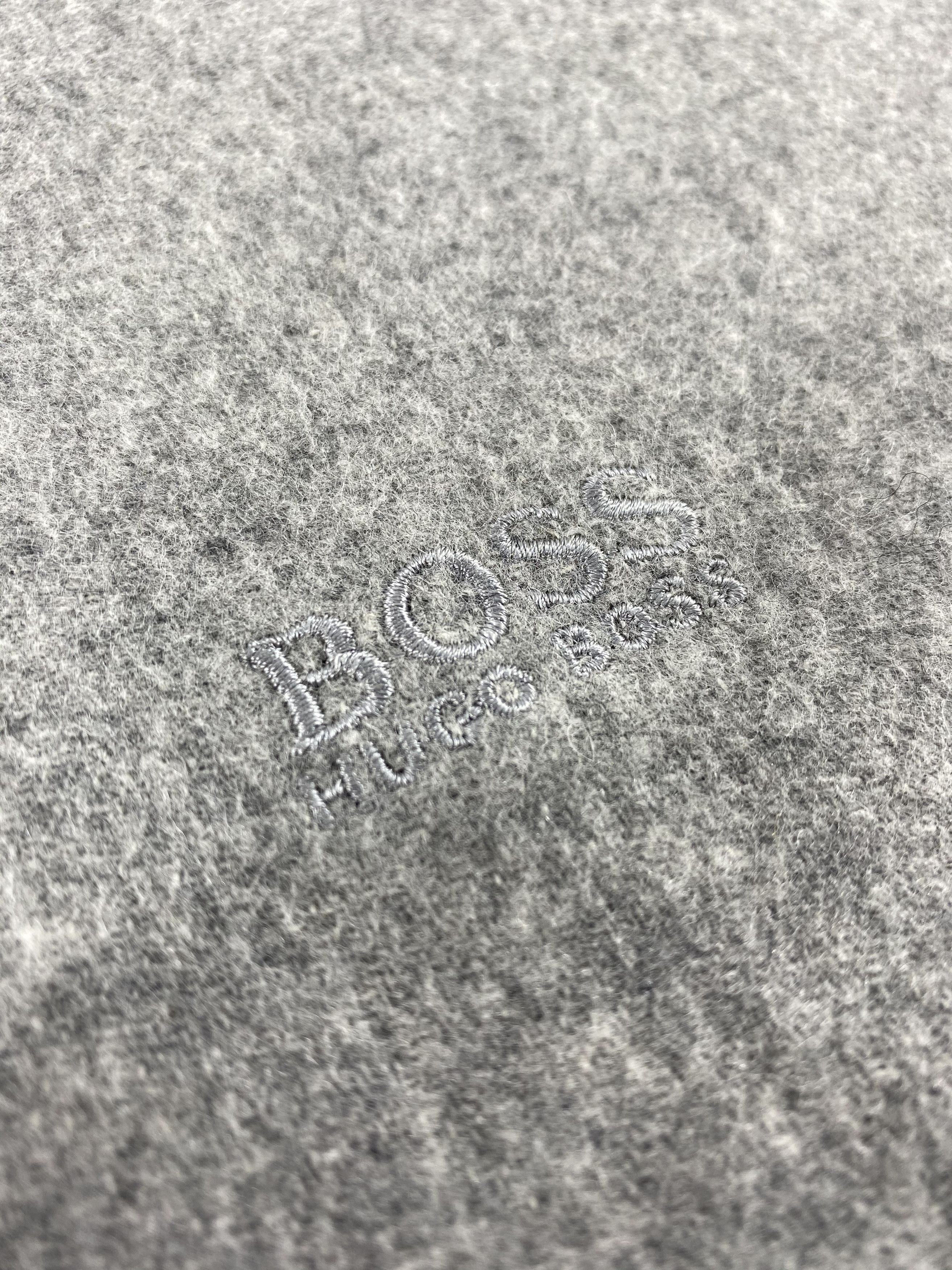 Hugo Boss Vintage Hugo Boss Scarf/Muffler/Neckwear MF743 Size ONE SIZE - 4 Thumbnail