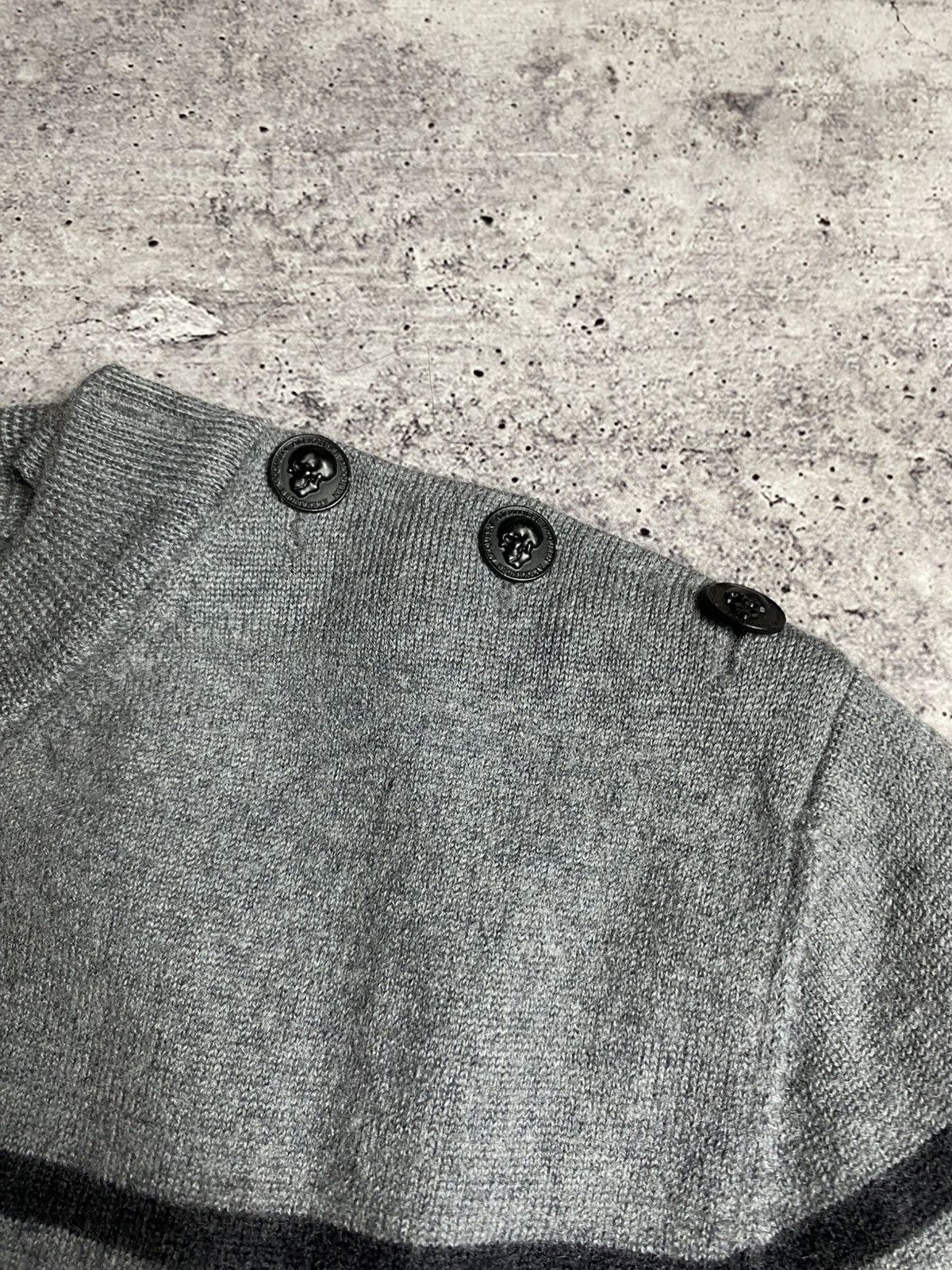 Alexander McQueen Alexander Mqueen Skull Sweater Size US S / EU 44-46 / 1 - 5 Thumbnail