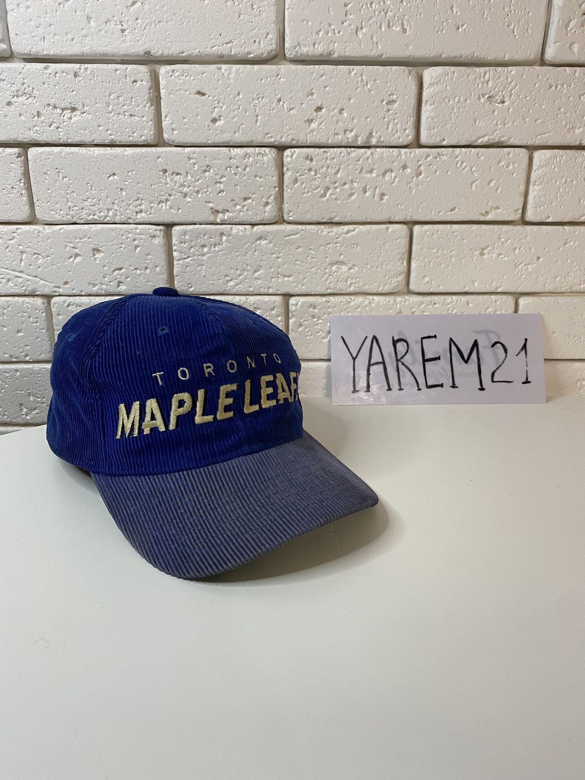 Starter Toronto Maple leafs vintage cap hat Size ONE SIZE - 1 Thumbnail