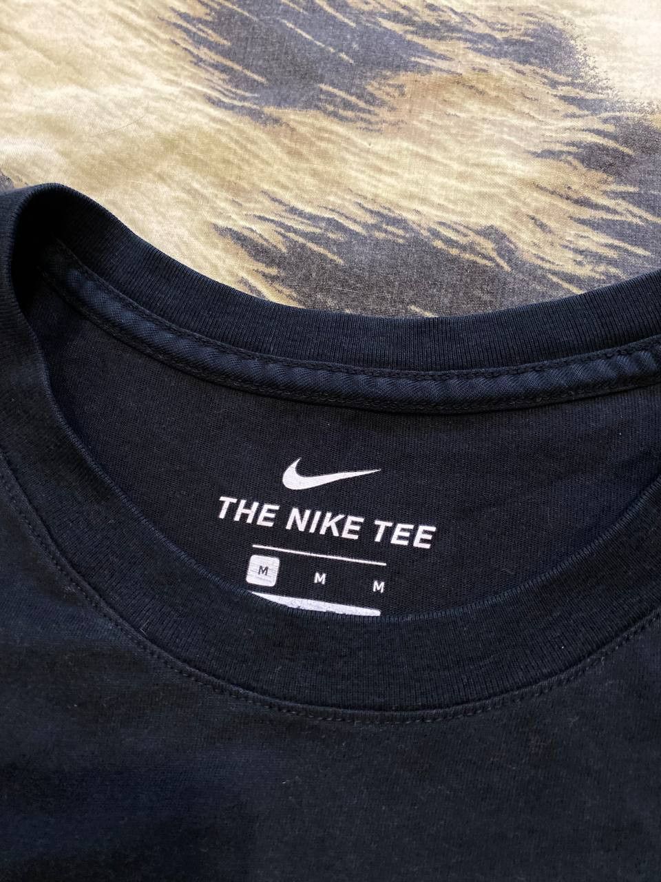 Nike big print center T-Shirt Streetwear Y2K Nike Vintage Size US M / EU 48-50 / 2 - 2 Thumbnail
