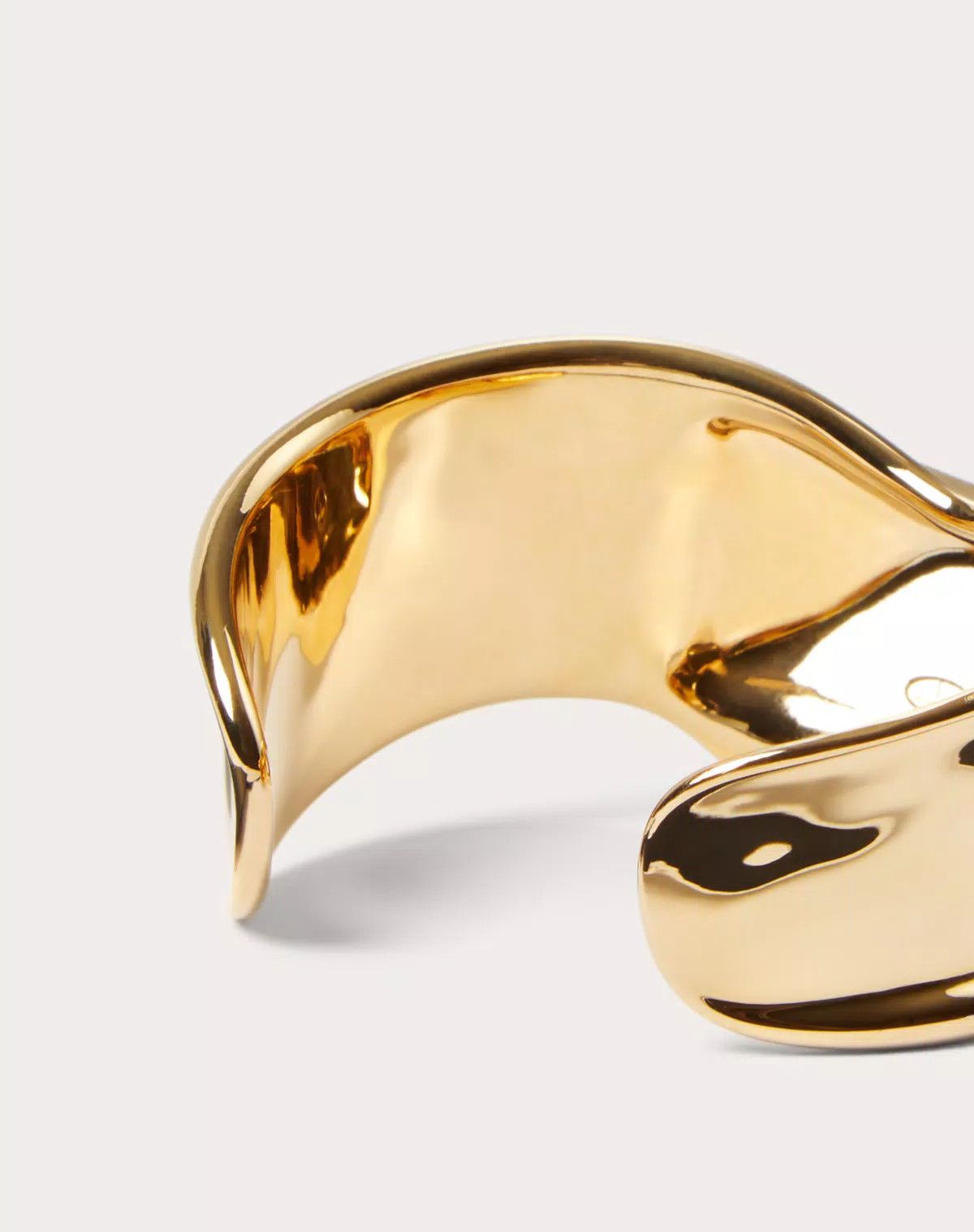 Valentino o1s1wg110625 Size: M / Liquid Stud Metal Bracelet in Golden Size ONE SIZE - 4 Thumbnail