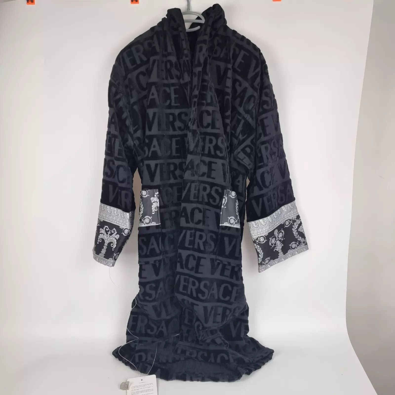Versace VERSACE Baroque Greca Black/Silver Unisex Robe Size US XL / EU 56 / 4 - 1 Thumbnail