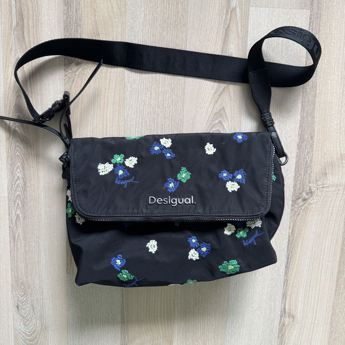 Desigual Floral Crossbody Bag in Black, Women's