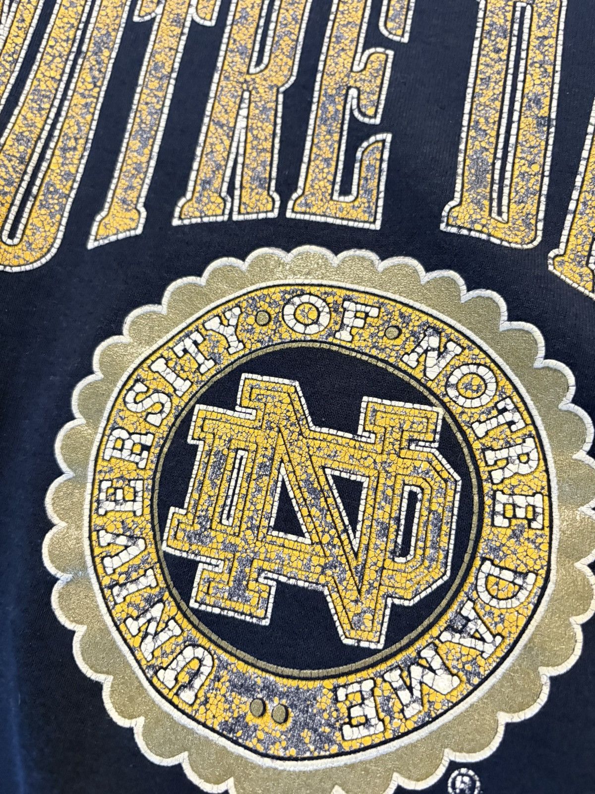 Vintage 90’s Notre Dame Arc Logo Vintage Sweatshirt 50/50 Size US M / EU 48-50 / 2 - 4 Thumbnail