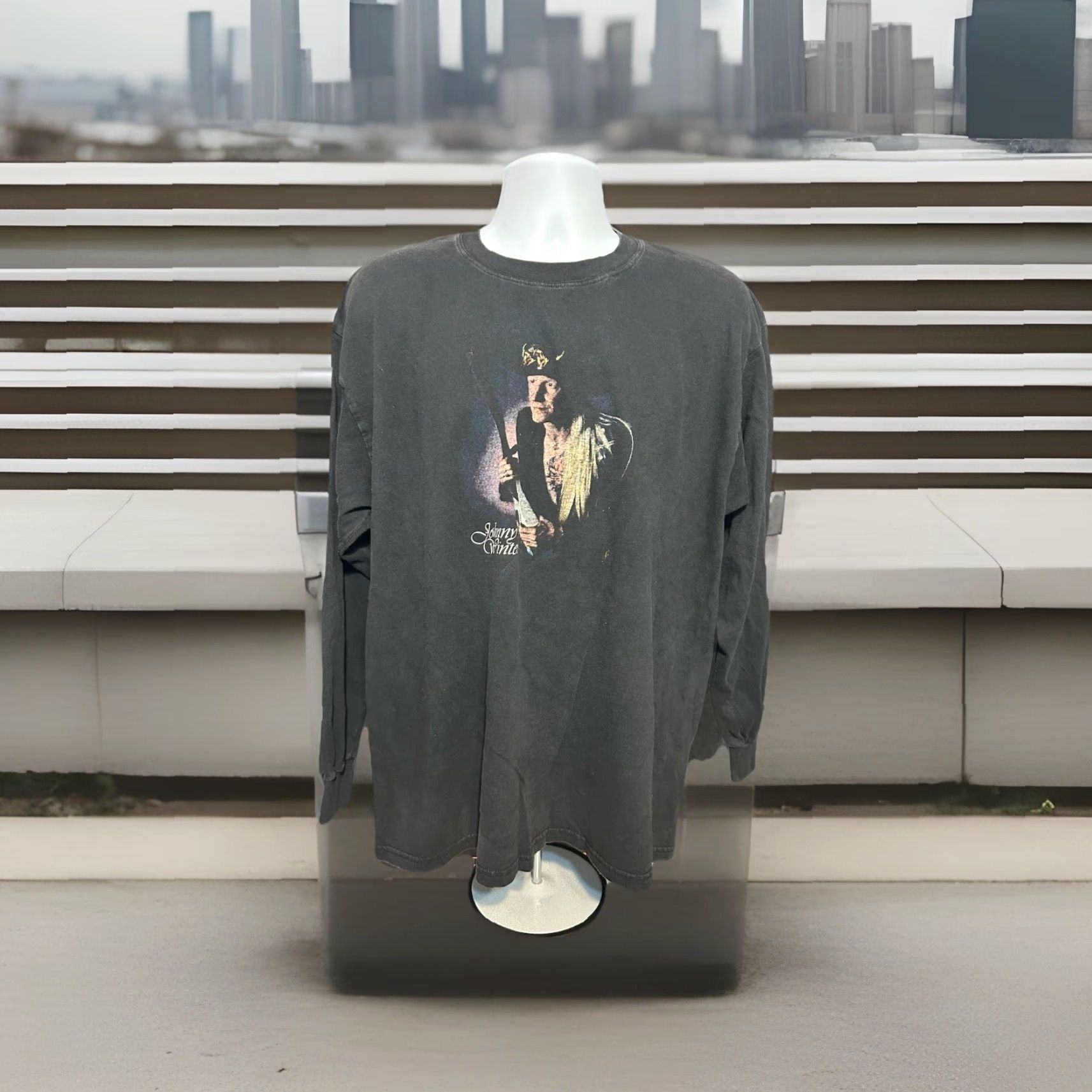 Vintage Johnny Winter Blues Rock Musician Shirt Men XL Long Sleeve Black Front Graphic Size US XL / EU 56 / 4 - 4 Thumbnail