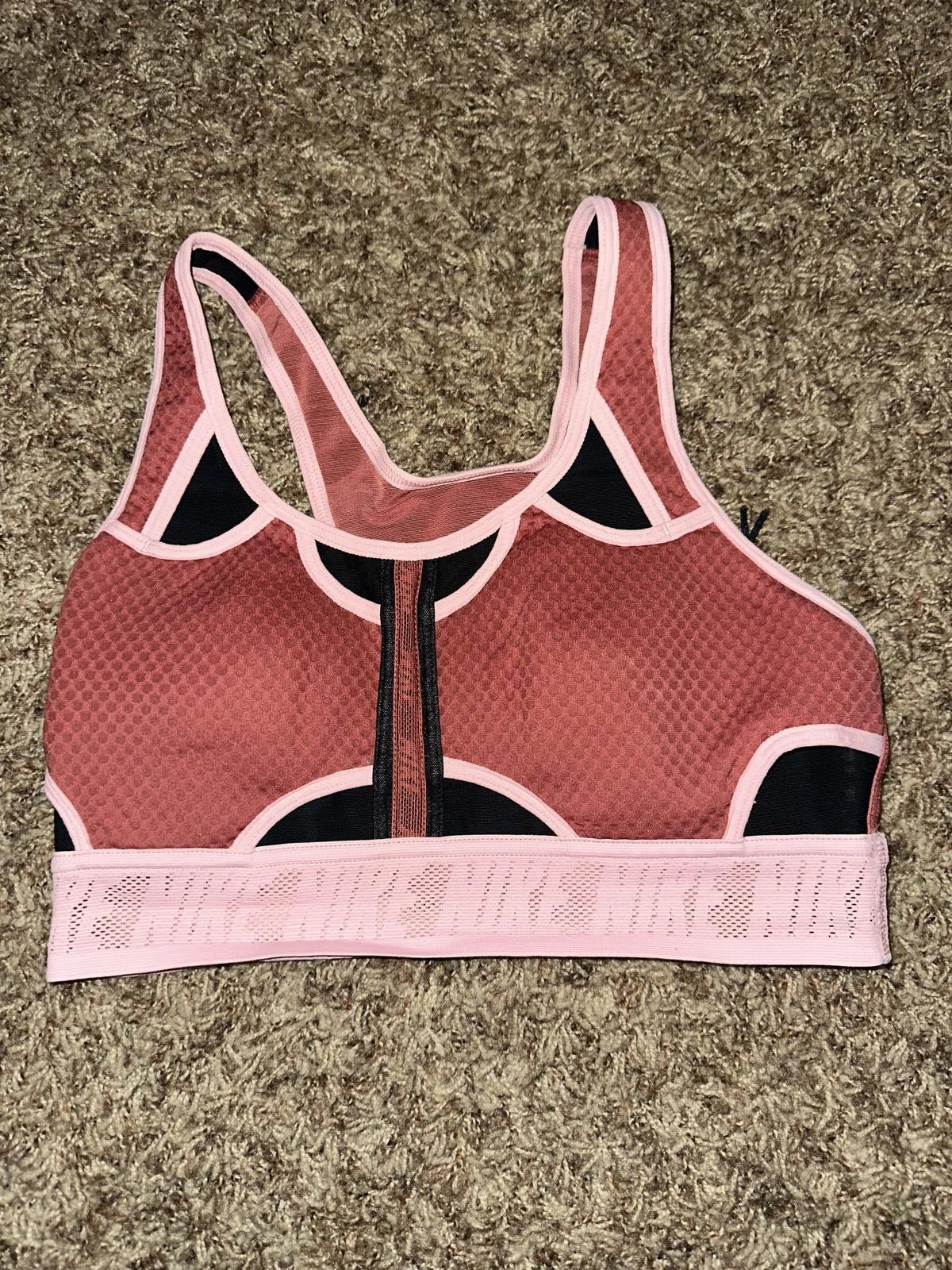Nike Nike Swoosh Ultrabreathe Women's Medium-support Padded Sports Bra Sample Size ONE SIZE - 1 Thumbnail