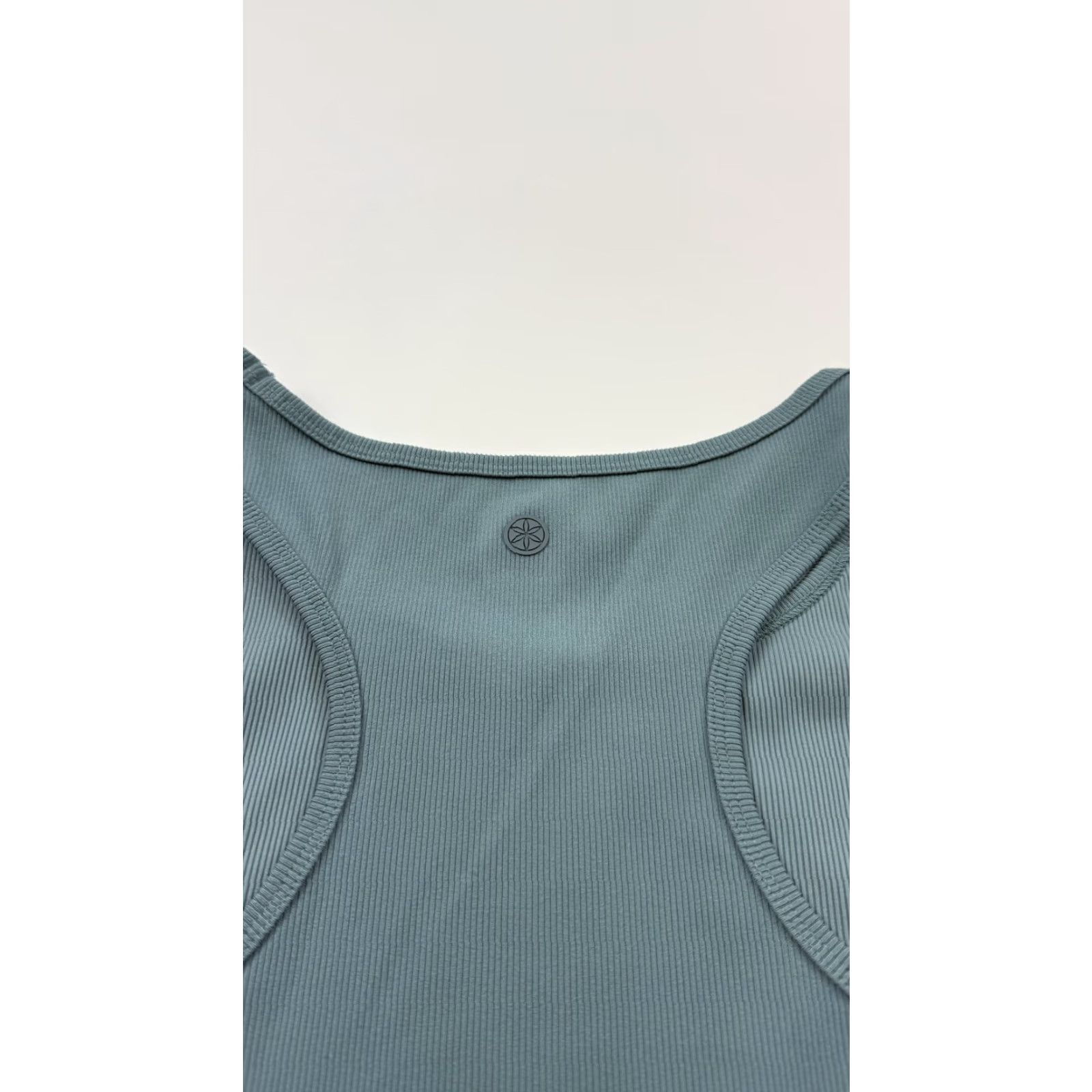 Vintage Gaiam Tank Top Womens Large Blue Ribbed Athletic Sleeveless Yoga Workout Gym Size L / US 10 / IT 46 - 4 Thumbnail