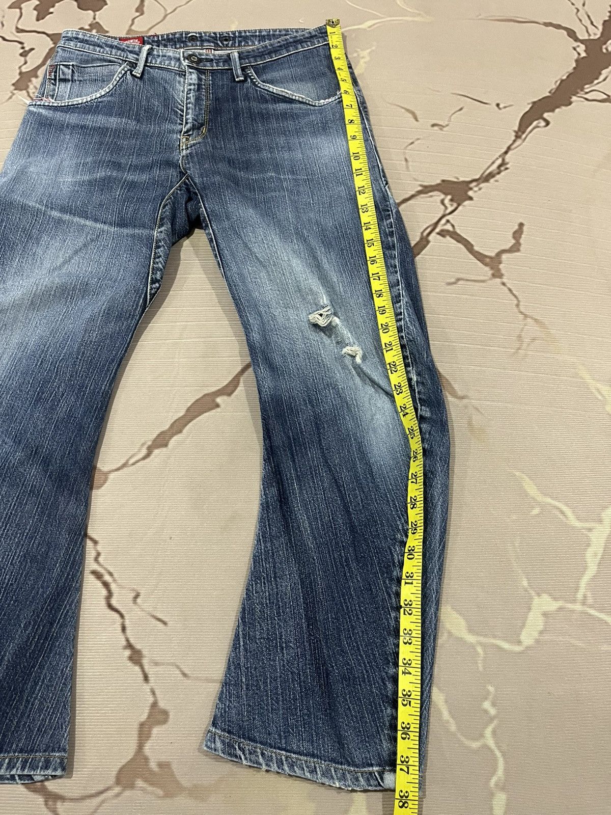 Edwin Edwin Blue Trip 3D Curved Distressed Denim Japan Size US 30 / EU 46 - 14 Thumbnail
