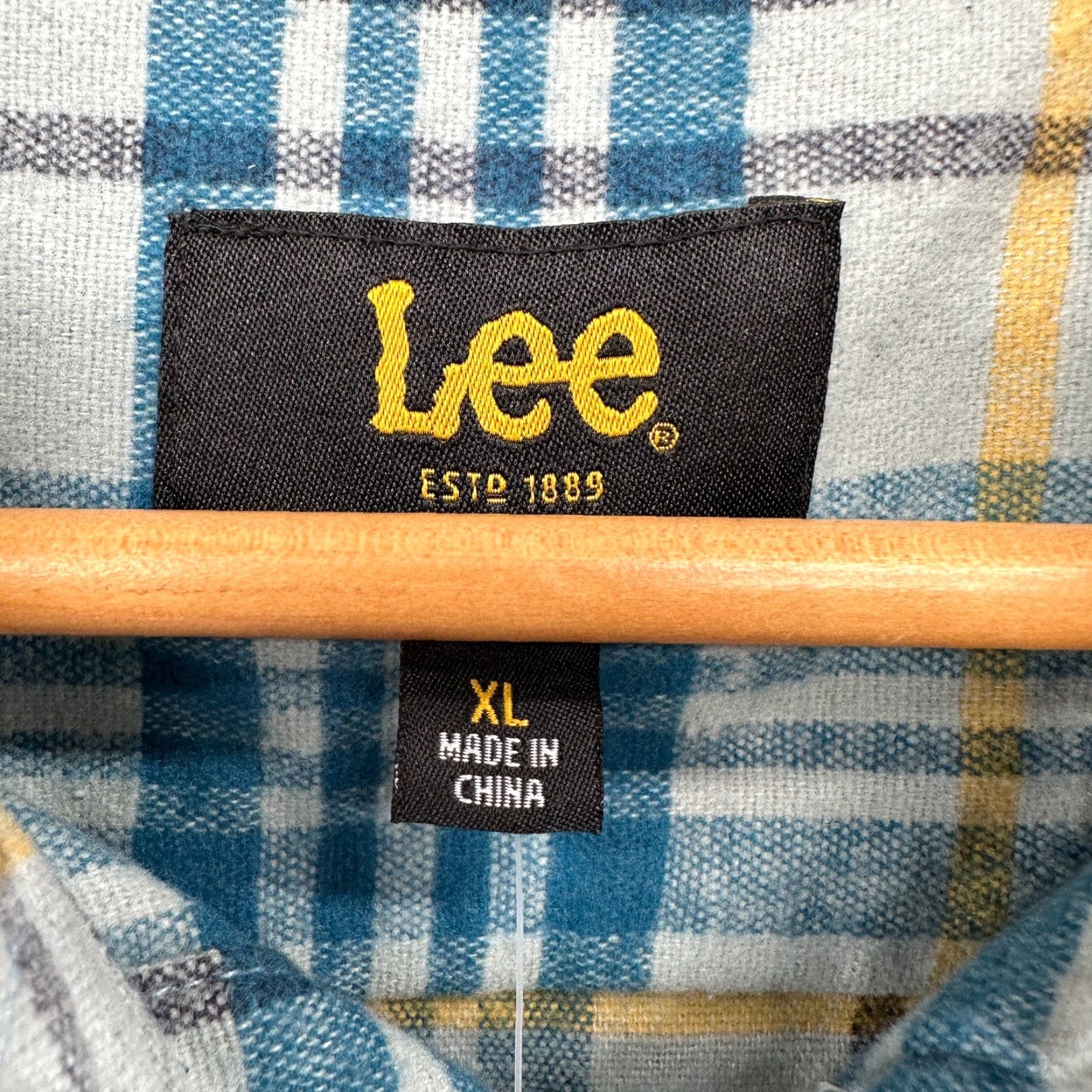 Lee Lee Shirt XL Men Button-Down Flannel Light Blue Plaid NEW With Tags Workwear Size US XL / EU 56 / 4 - 3 Thumbnail