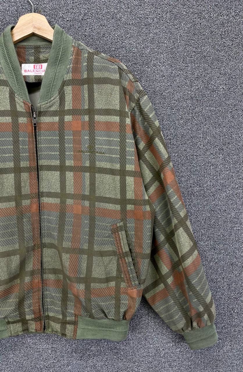 Balenciaga Vintage 90s Balenciaga Paris Checkered Shadow Plaids Jacket Size US L / EU 52-54 / 3 - 4 Thumbnail