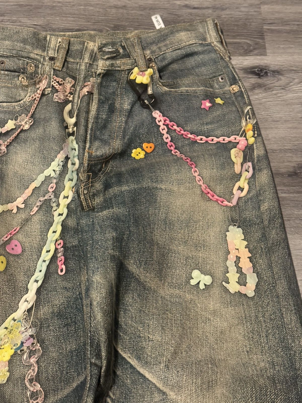 Acne Studios Acne Studios Printed Chain Kawaii Embellished Jeans Size US 28 / EU 44 - 3 Thumbnail
