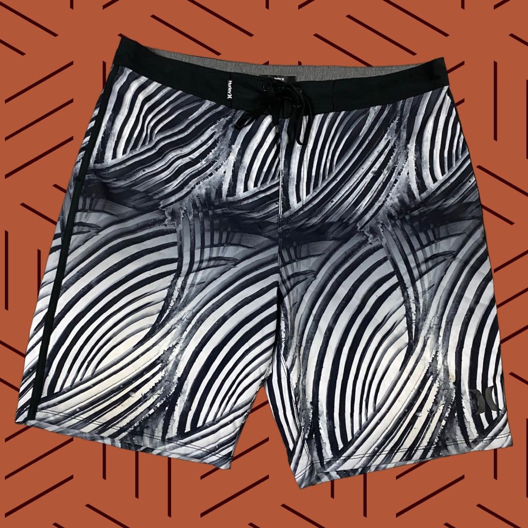 Hurley HURLEY MENS BOARDSHORTS 33 CHARCOAL WHITE ZEBRA PAINT SURFING Size US 33 - 1 Thumbnail