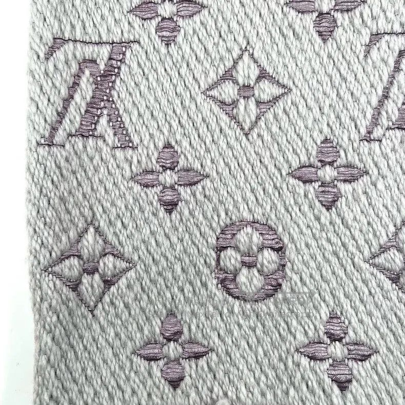 Louis Vuitton Louis Vuitton Silver Pink Monogram Wool Scarf. Size ONE SIZE - 5 Thumbnail