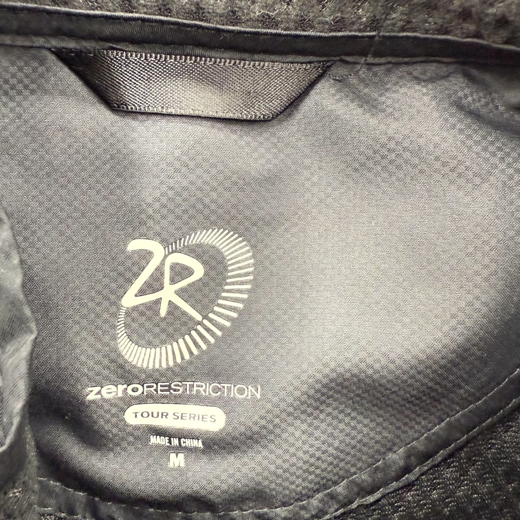 Vintage Zero Restriction Tour Series Golf Pullover Mens M 1/4 Zip Short Sleeve Wind-Resistant Gray Jacket Size US M / EU 48-50 / 2 - 3 Thumbnail