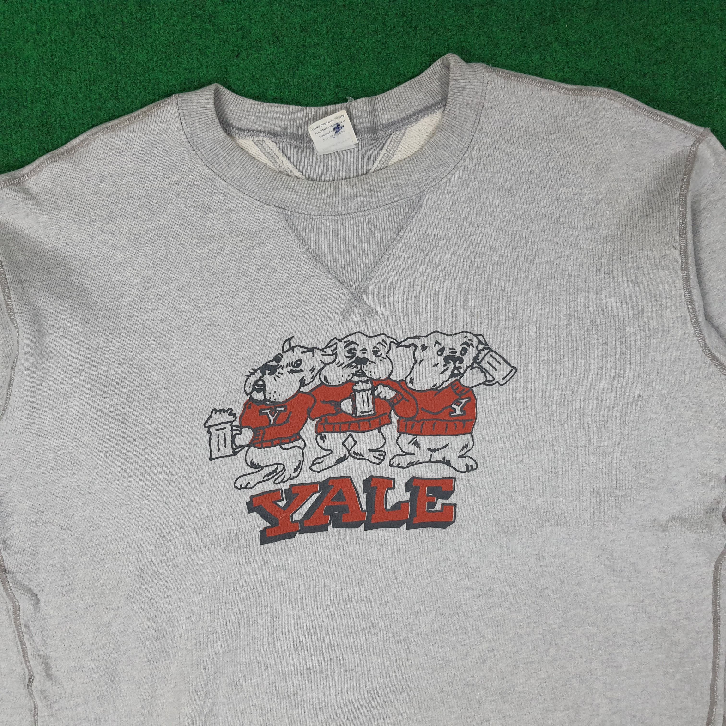 Vintage Vinatge YALE Sweatshirt C261N15 Size US L / EU 52-54 / 3 - 2 Thumbnail