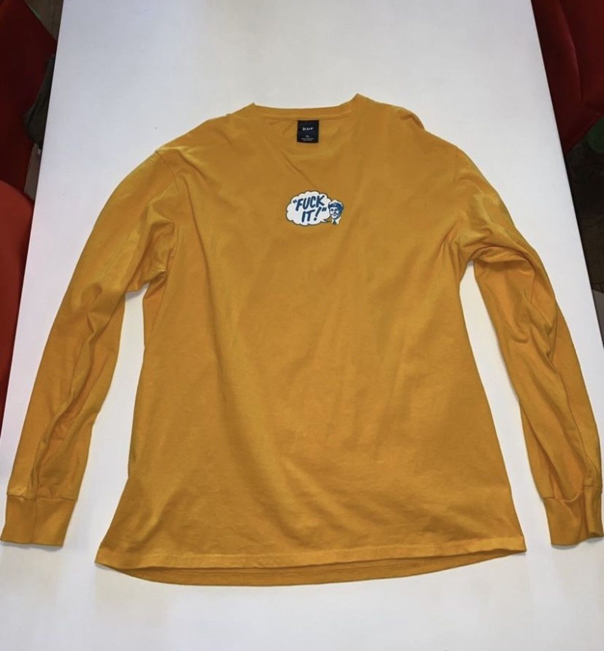 Huf Huf Special Delivery l/s tee ‘gold’ Size US XL / EU 56 / 4 - 2 Thumbnail