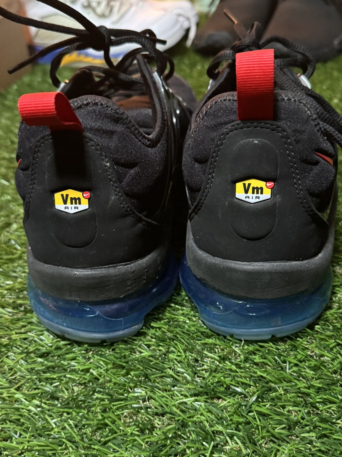 Nike Nike Vapormax Plus Black Red Blue Size US 11.5 / EU 44-45 - 3 Thumbnail