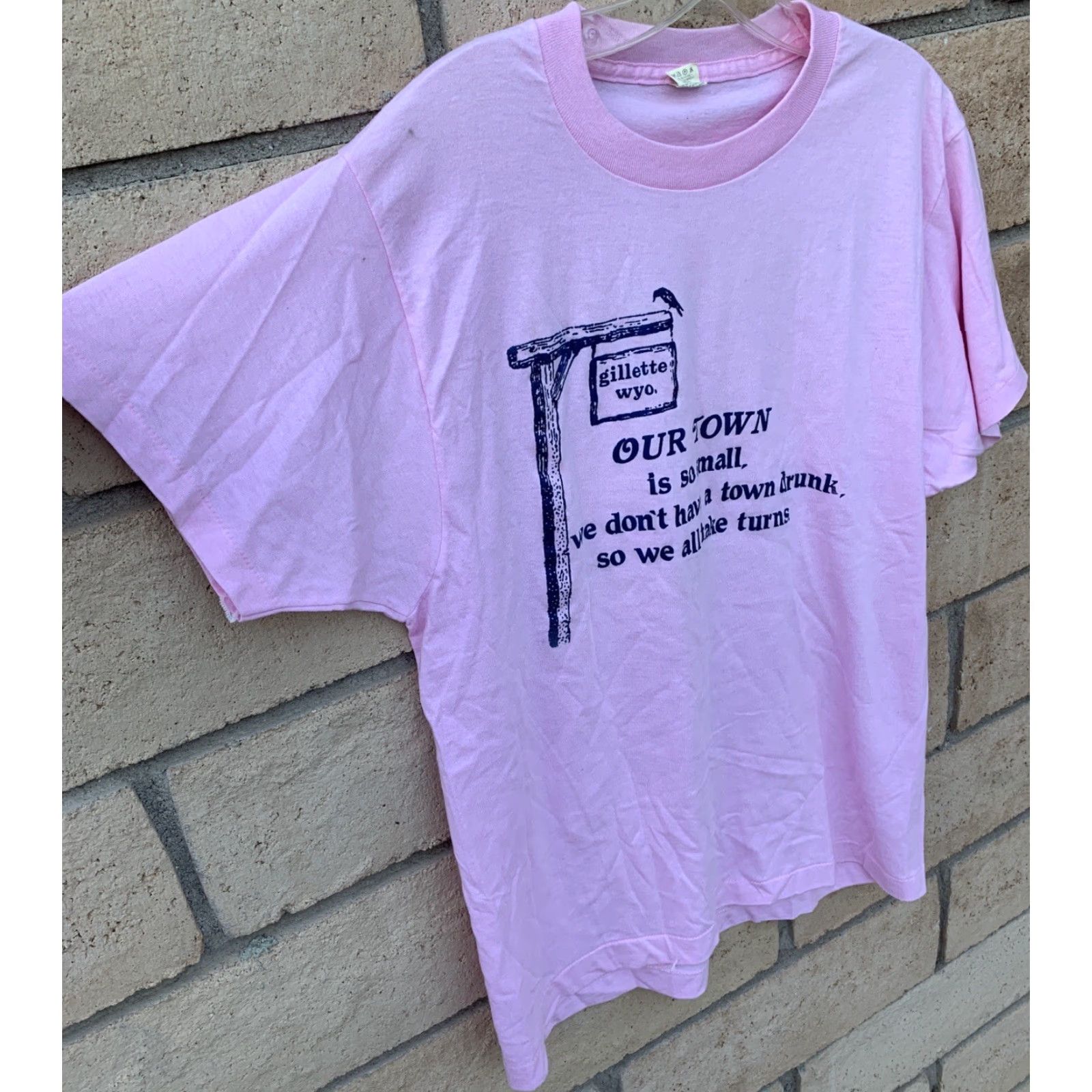 Vintage VINTAGE Screen Stars T-Shirt Mens L Pink 1980s Funny Our Town Is So Small We Dont Have A Town Drunk Graphic Print Cotton Blend Short Sleeve USA Size US L / EU 52-54 / 3 - 4 Thumbnail